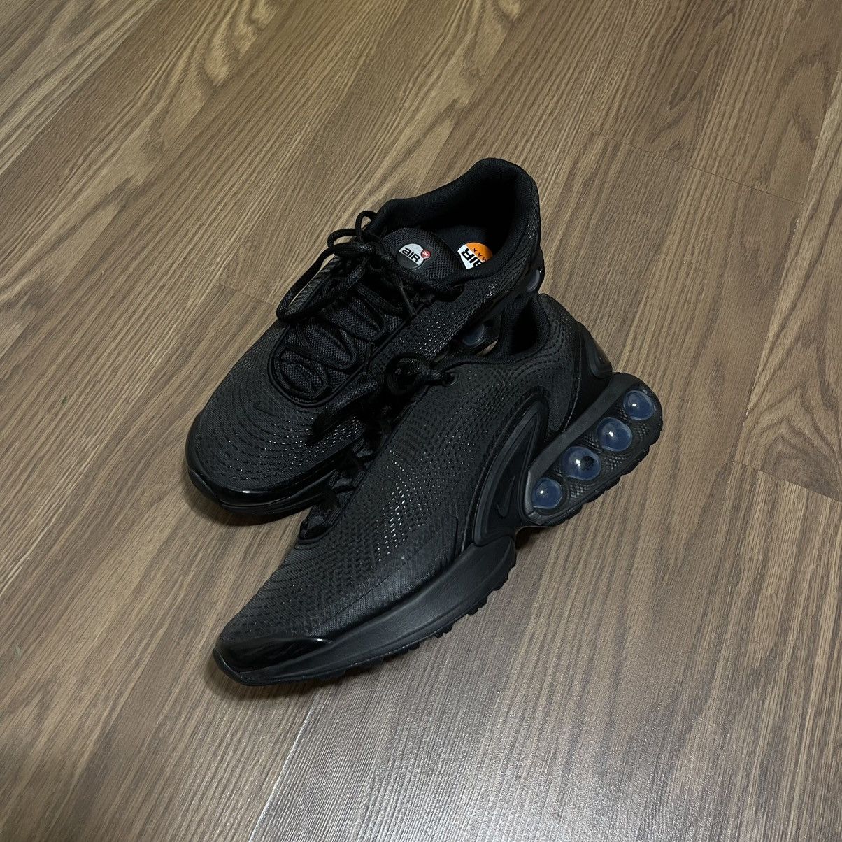 Nike Nike Air Max DN Black Metallic Sneaker Mens size 11.5 Size US 11.5 / EU 44-45 - 4 Thumbnail