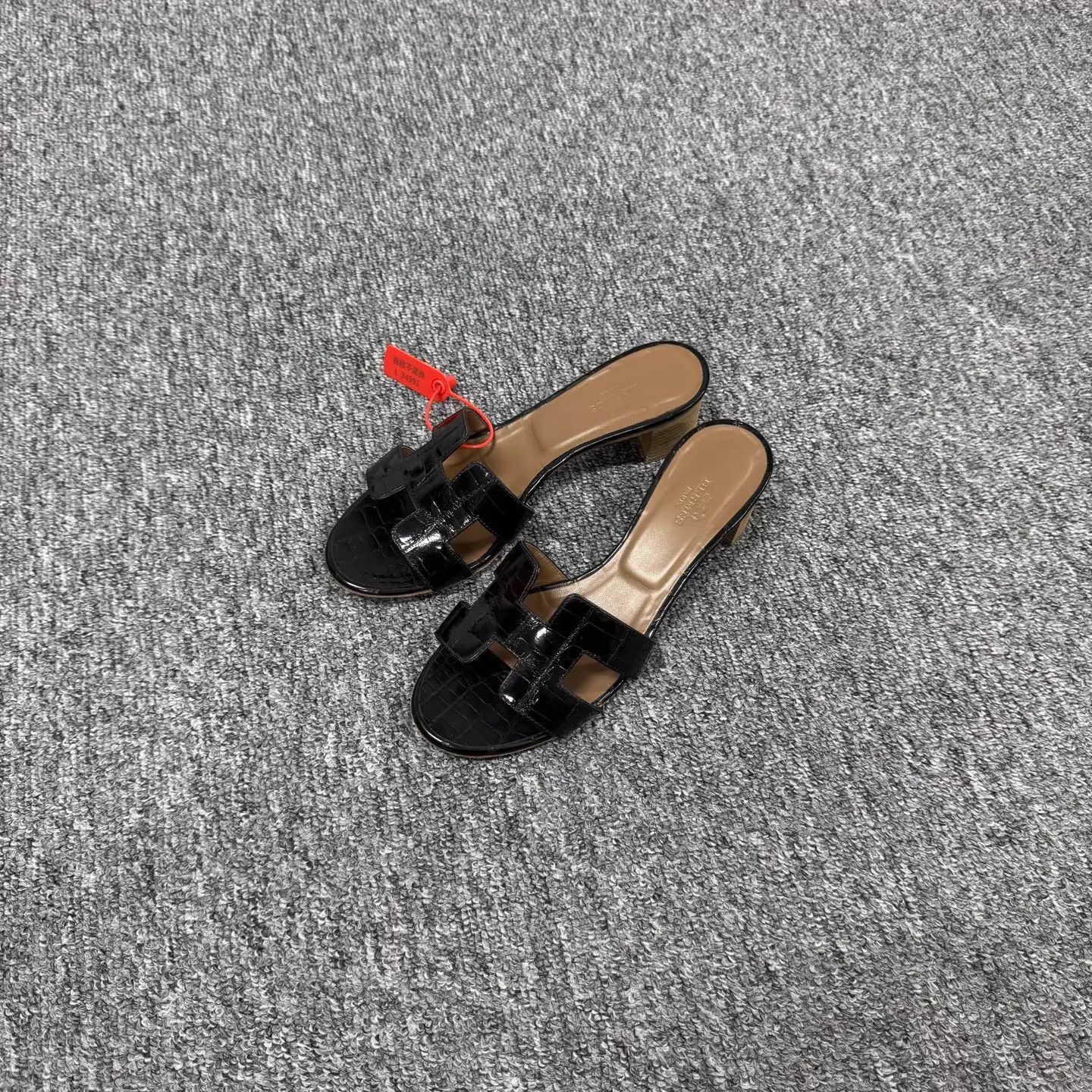 Hermes Hermes Black Crocodile High-Heel H Slide 37 97 New Size US 6.5 / IT 36.5 - 1 Thumbnail