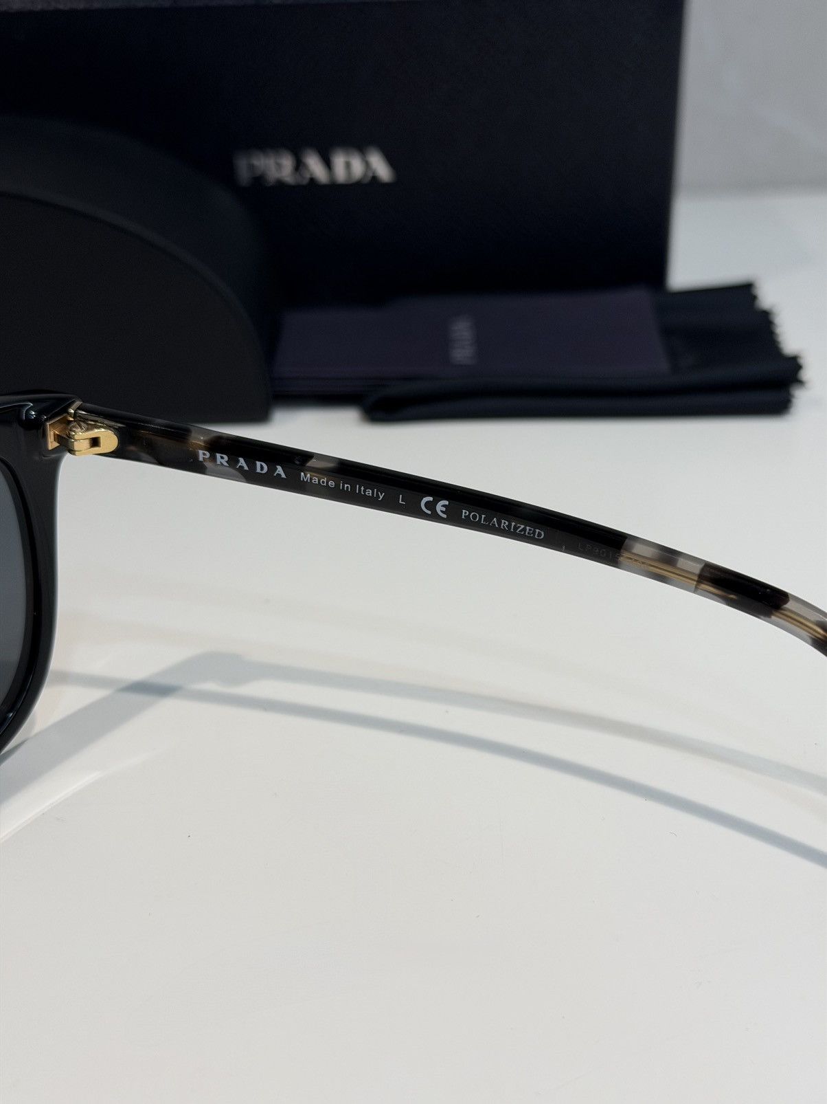 Prada PRADA Logo Polarized Sunglasses SPR03X Runway Black Square Size ONE SIZE - 11 Thumbnail