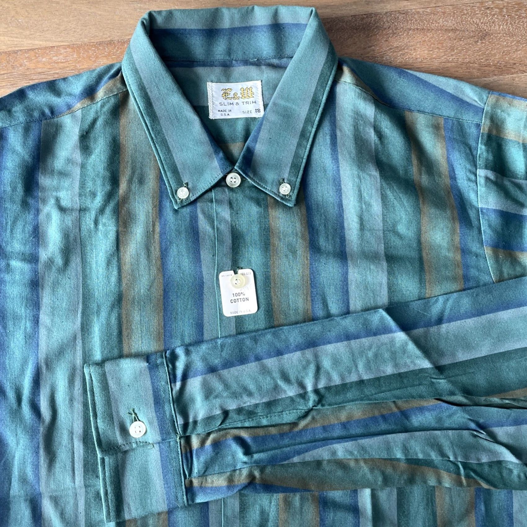 Vintage VINTAGE Ely & Walker Shirt Mens 18 Slim Fit Cotton 1950s Green Rockabilly Button-Front Long Sleeve Size US XXL / EU 58 / 5 - 2 Thumbnail