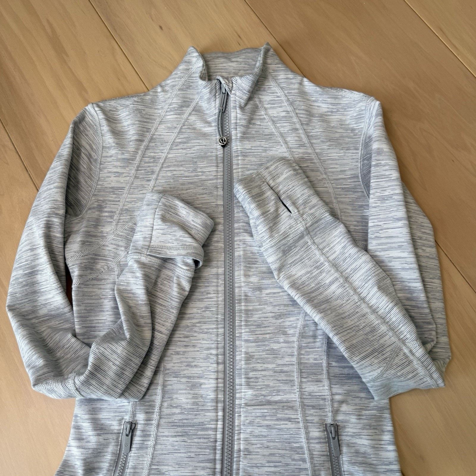 Lululemon Lululemon Define Jacket 4 Gray White Full Zip Workout Size S / US 4 / IT 40 - 5 Thumbnail