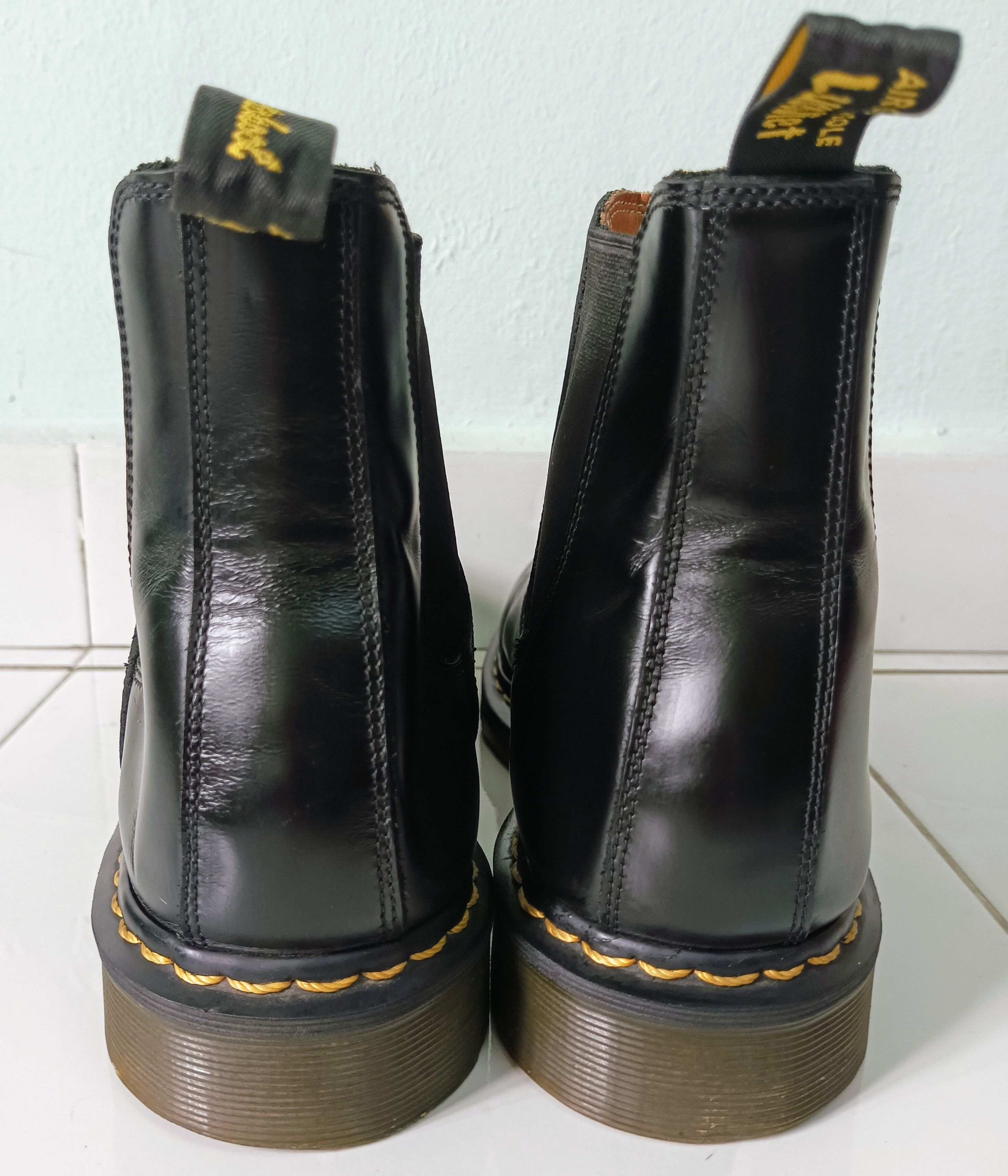 Other Chelsea boots men’s Black Size US 11 / EU 44 - 13 Thumbnail