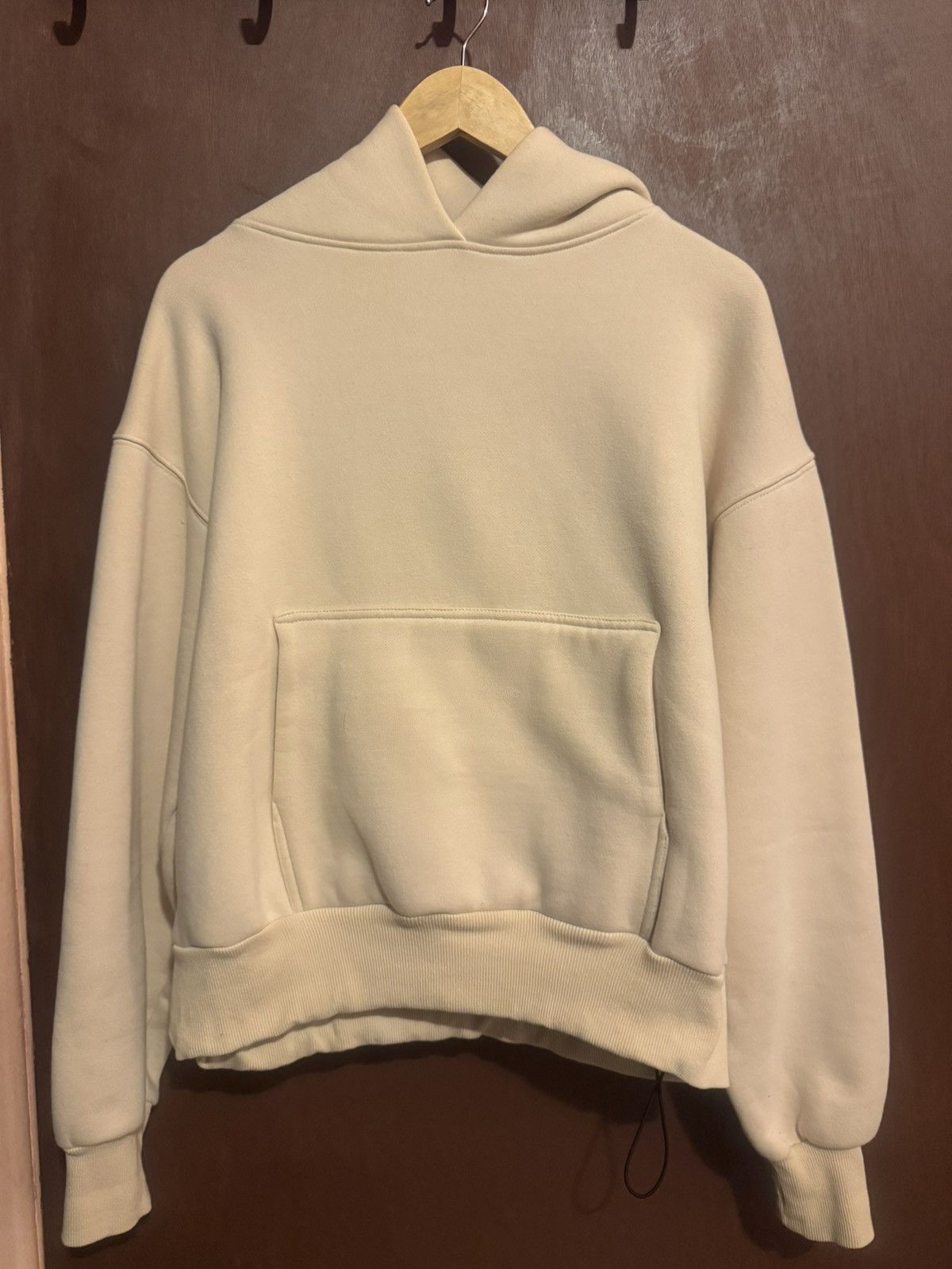 Humane Blanks Humane Blanks GSM 900 in Coconut Cream Size US S / EU 44-46 / 1 - 1 Thumbnail