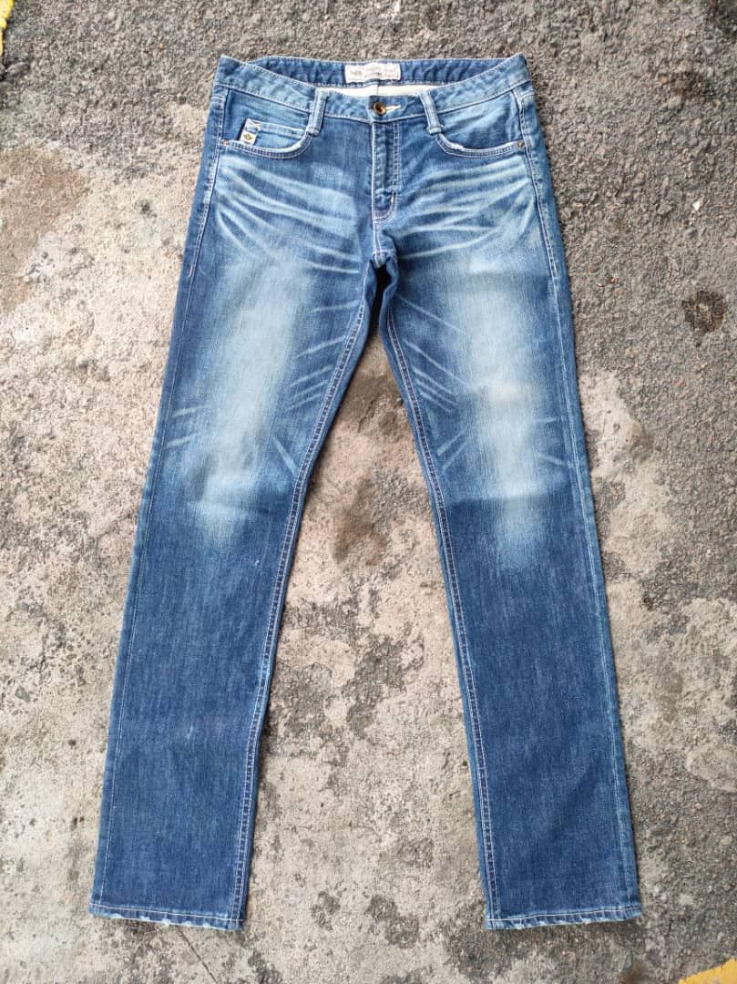 Japanese Brand VINTAGE JAPANESE FADED BLUE JEANS DENIM PANTS Size US 31 - 1 Thumbnail