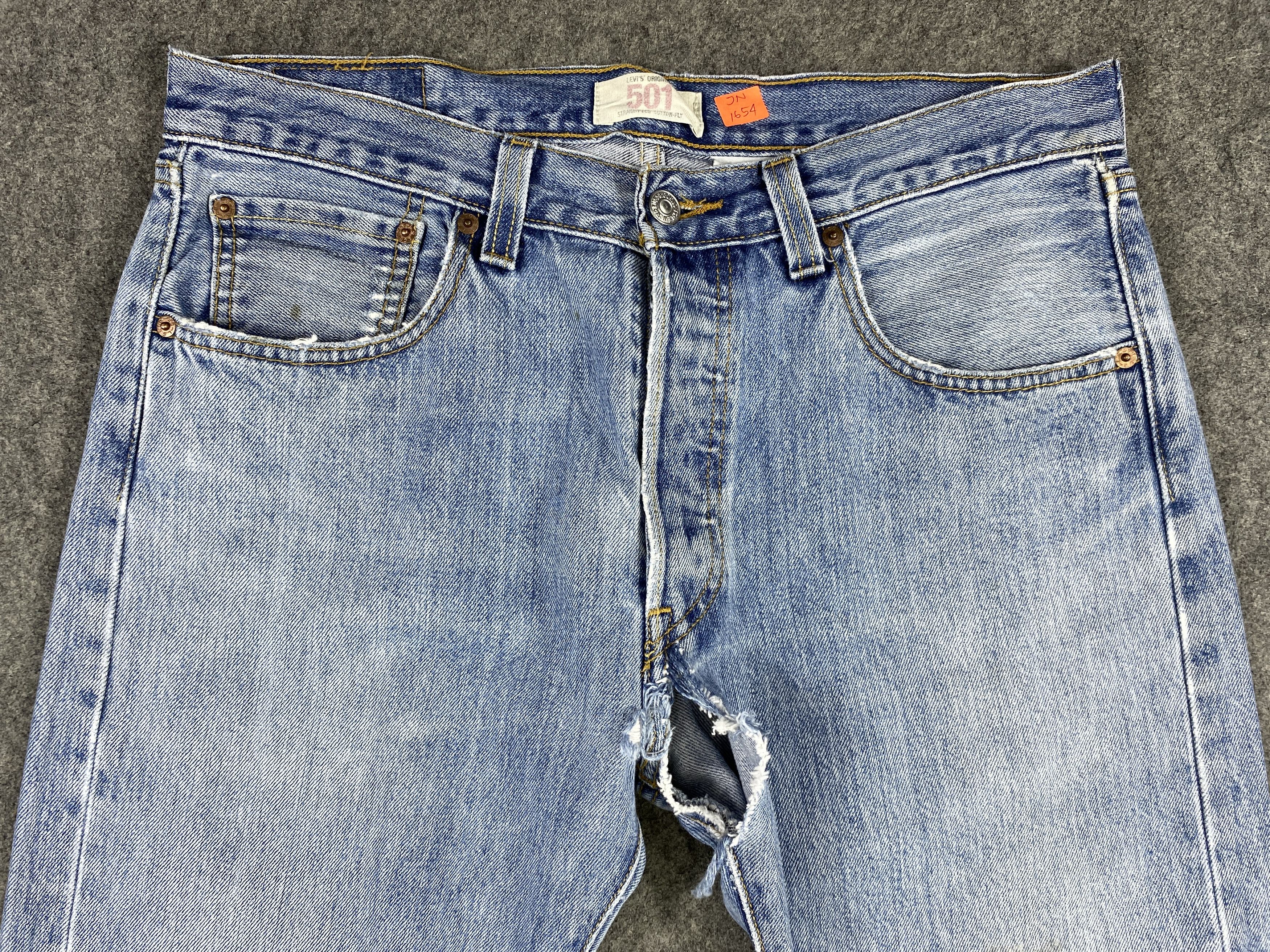 Levi's Mid Blue Vintage Levi's 501 Jeans 33x30 Denim -JN1654 Size US 33 - 3 Thumbnail