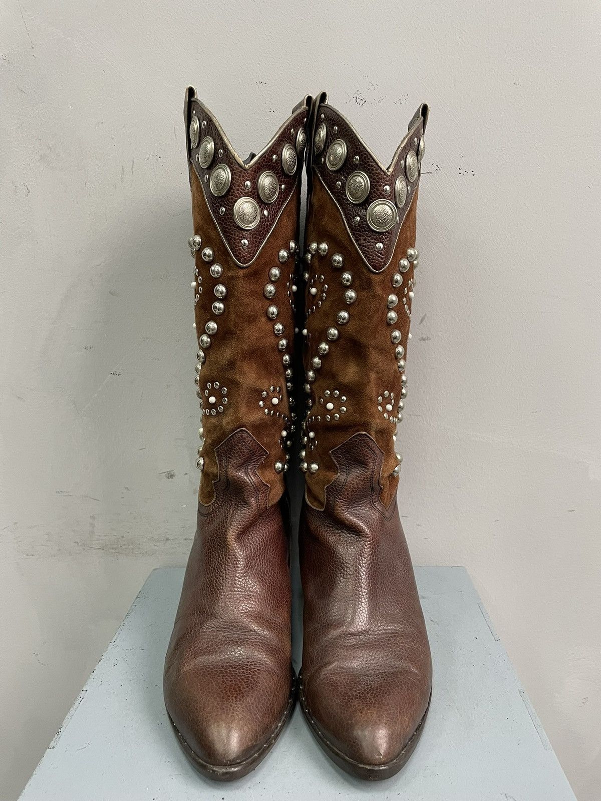 Western Rise If six was nine style western studded boots western style Size US 7.5 / EU 40-41 - 2 Thumbnail