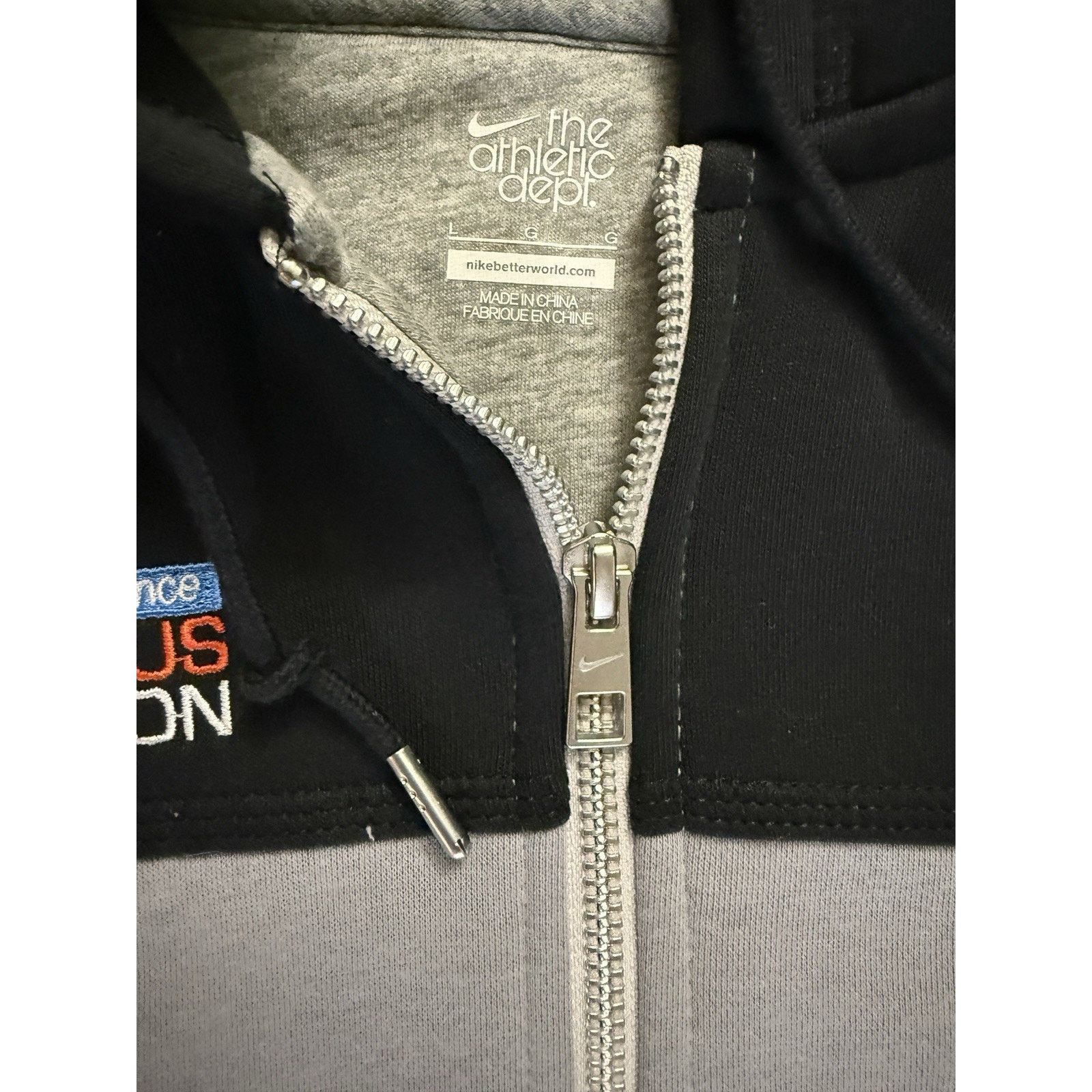 Nike Vintage Y2K Nike Hoodie Columbus Marthon Black Grey Size L Size US L / EU 52-54 / 3 - 7 Thumbnail