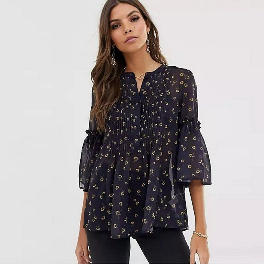 French Connection NWT New French Connection Mahi sheer floral print Blouse Si Size S / US 4 / IT 40 - 1 Thumbnail