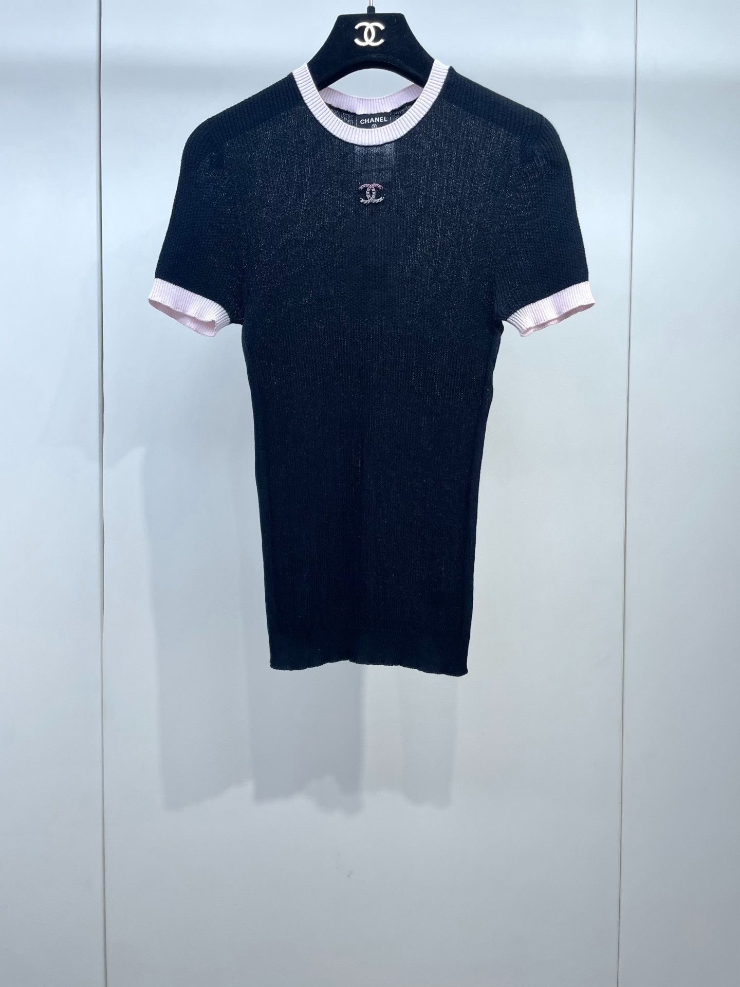 Chanel Chanel Black Pink Trim CC Diamond Knit Top Size S / US 4 / IT 40 - 1 Thumbnail
