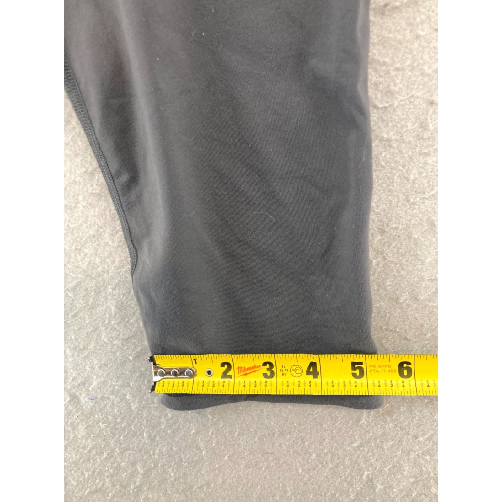 Victoria's Secret VSX Yoga Pants Womens Small Crop Black Nike? Size 28" / US 6 / IT 42 - 6 Thumbnail