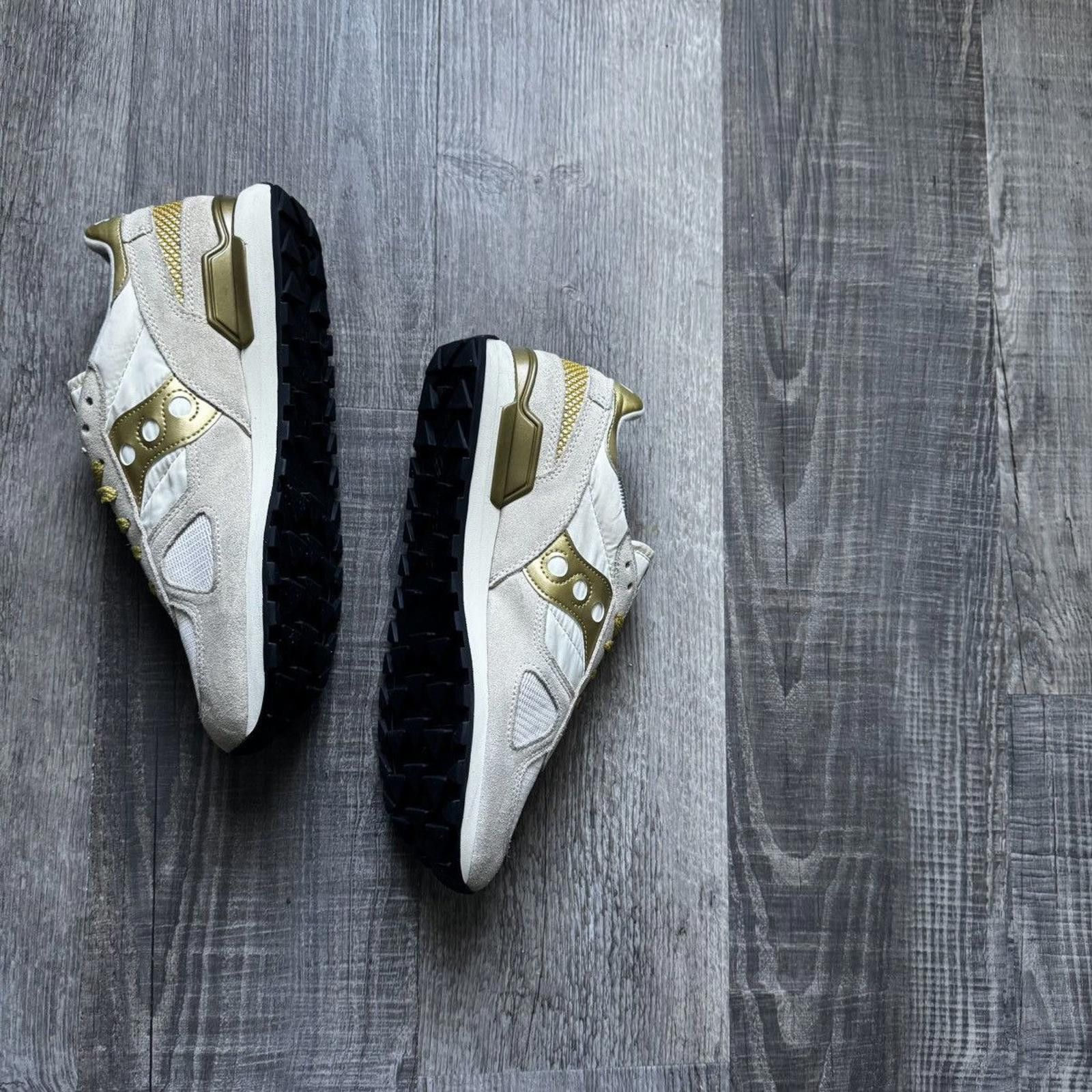 Saucony SAUCONY • VNTG Shadow "White/Gold" (10.5M) Size US 10.5 / EU 43-44 - 8 Thumbnail
