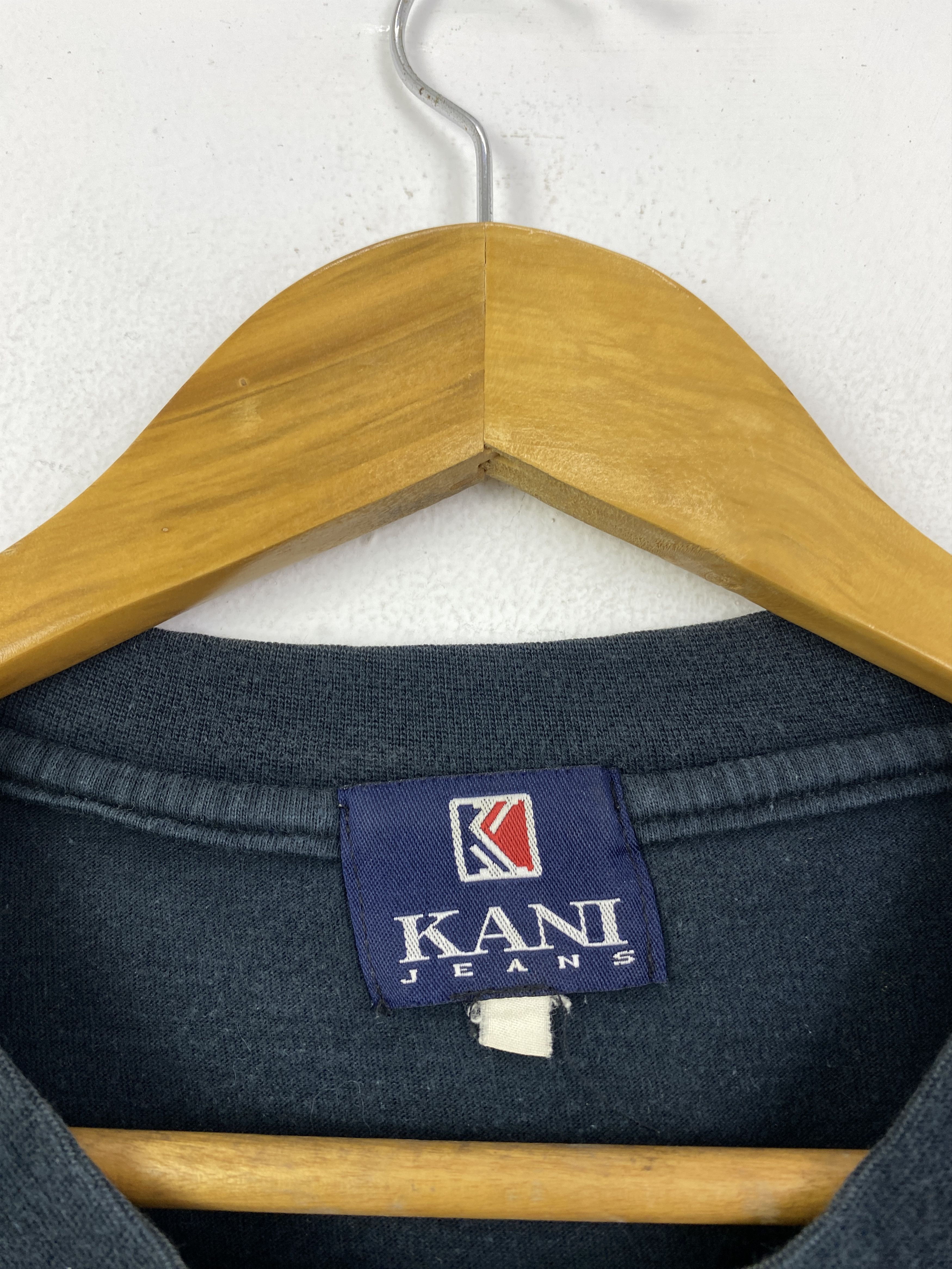 Karl Kani Vintage Karl Kani Jeans Spellout Crewneck Tshirt TA0736 Size US L / EU 52-54 / 3 - 7 Thumbnail