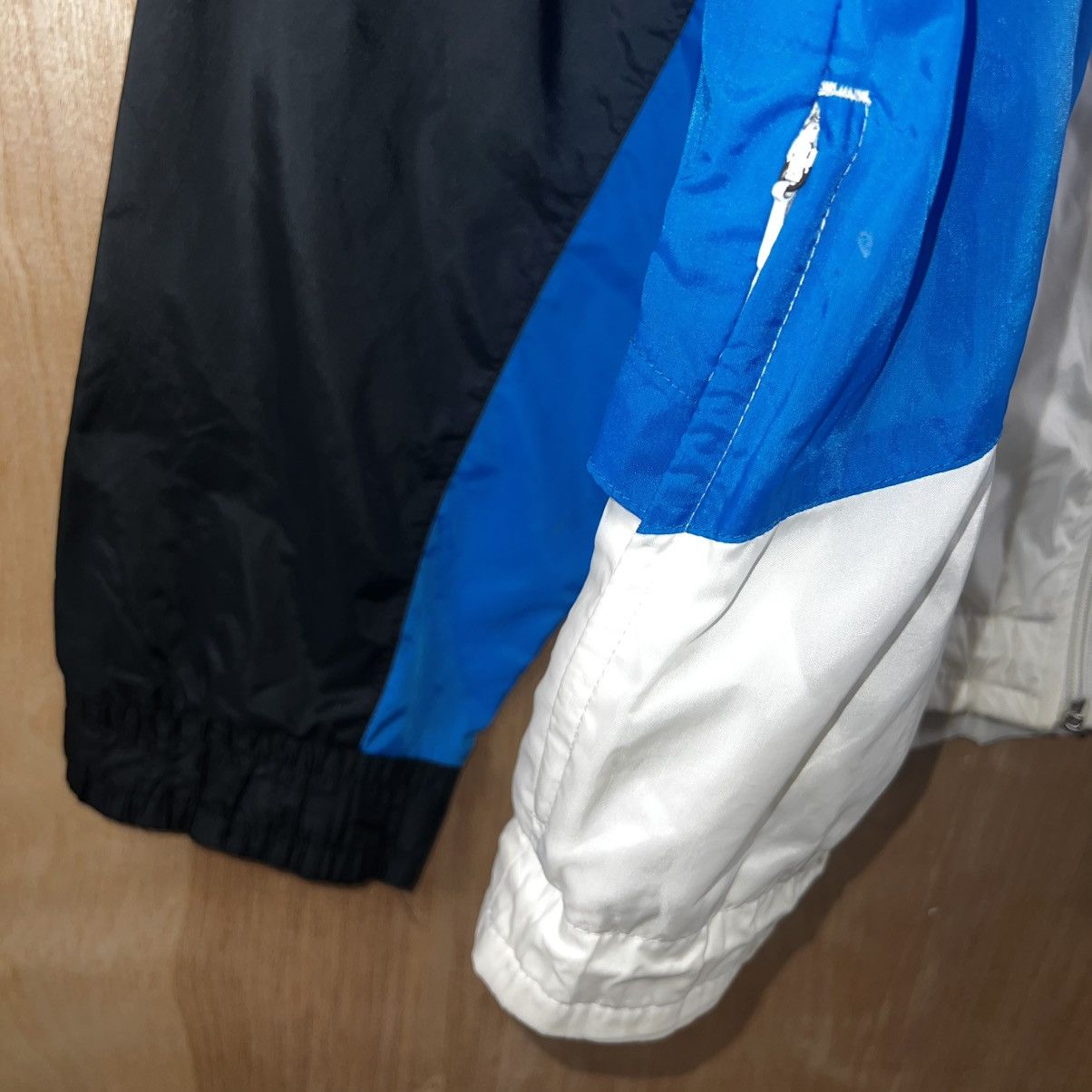 Nike VINTAGE 90s NIKE FULL ZIP LOGO WINDBREAKER JACKET Size US XL / EU 56 / 4 - 8 Thumbnail