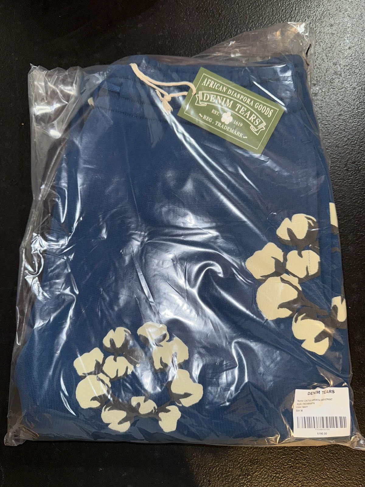 Cactus Plant Flea Market × DENIM TEARS Cactus Tears Wreath Sweats Navy Medium Size US 32 / EU 48 - 8 Thumbnail