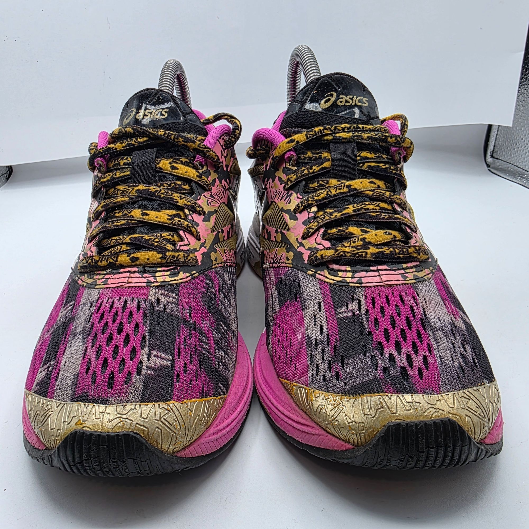 Asics Asics Gel Noosa Tri 10 Womens Size 7 Black Neon Pink Triathl Size US 7 / IT 37 - 2 Thumbnail