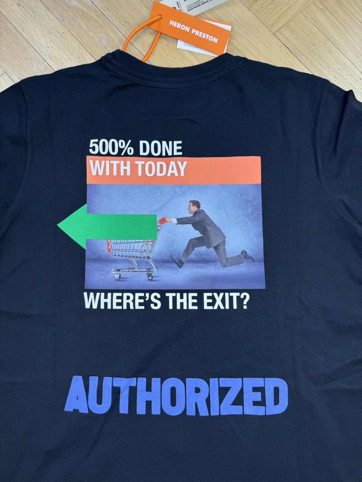 HERON PRESTON AUTHORIZED BLACK OVERSIZE 3D GRAPHIC TEE