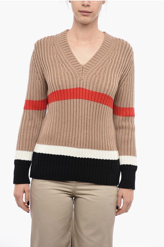 image of Burberry V-Neck Cashmere Blend Jumper in Beige, Women's (Size XS)