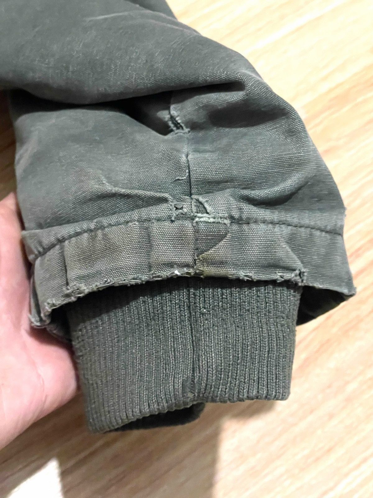 Vintage Vintage Military Field Jacket Distressed Faded Workwear L Size US XL / EU 56 / 4 - 14 Thumbnail