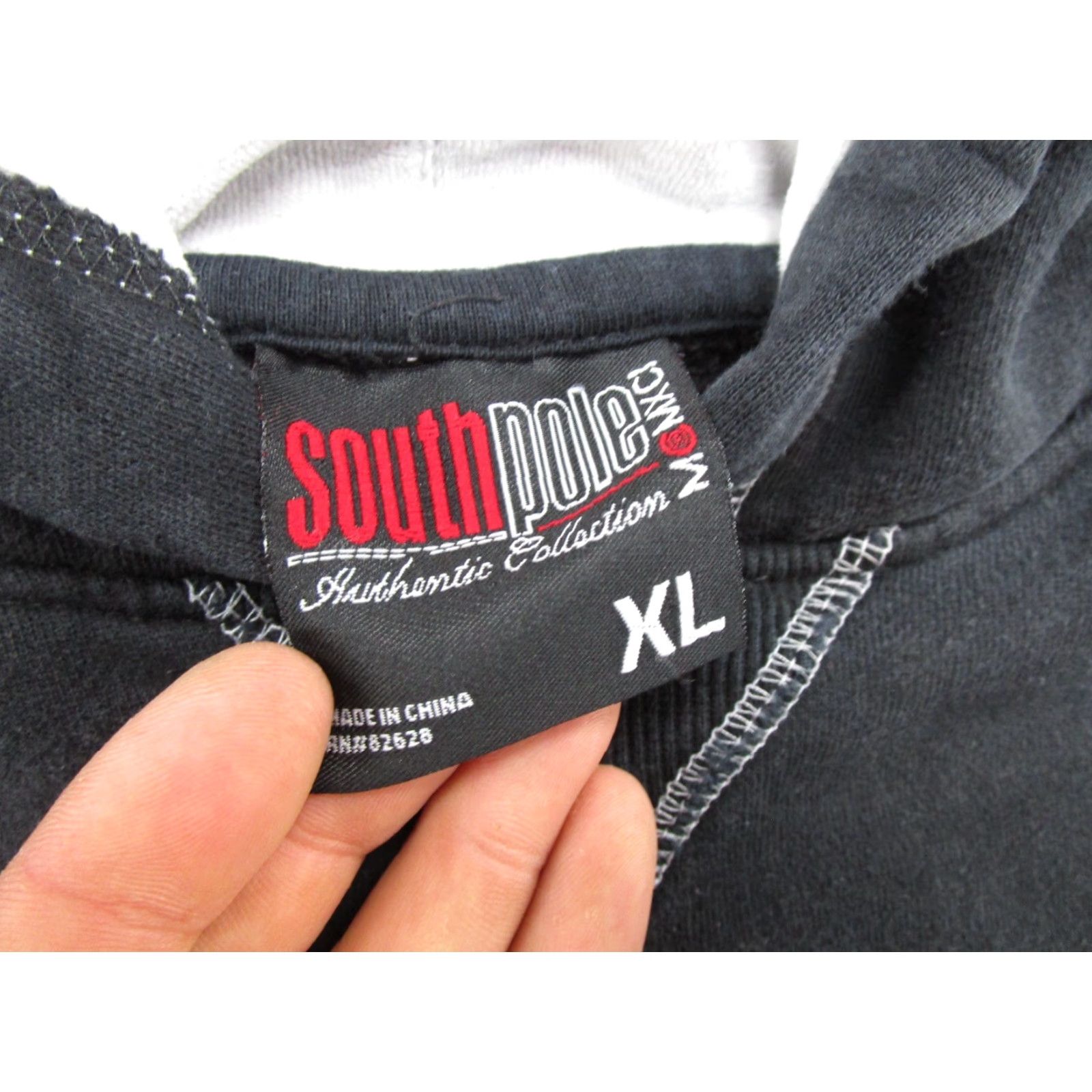 Southpole VINTAGE Southpole Hoodie Men’s Size XL Black Spell Out Sweatshirt Y2K Grunge Skater VTG Size US XL / EU 56 / 4 - 4 Thumbnail