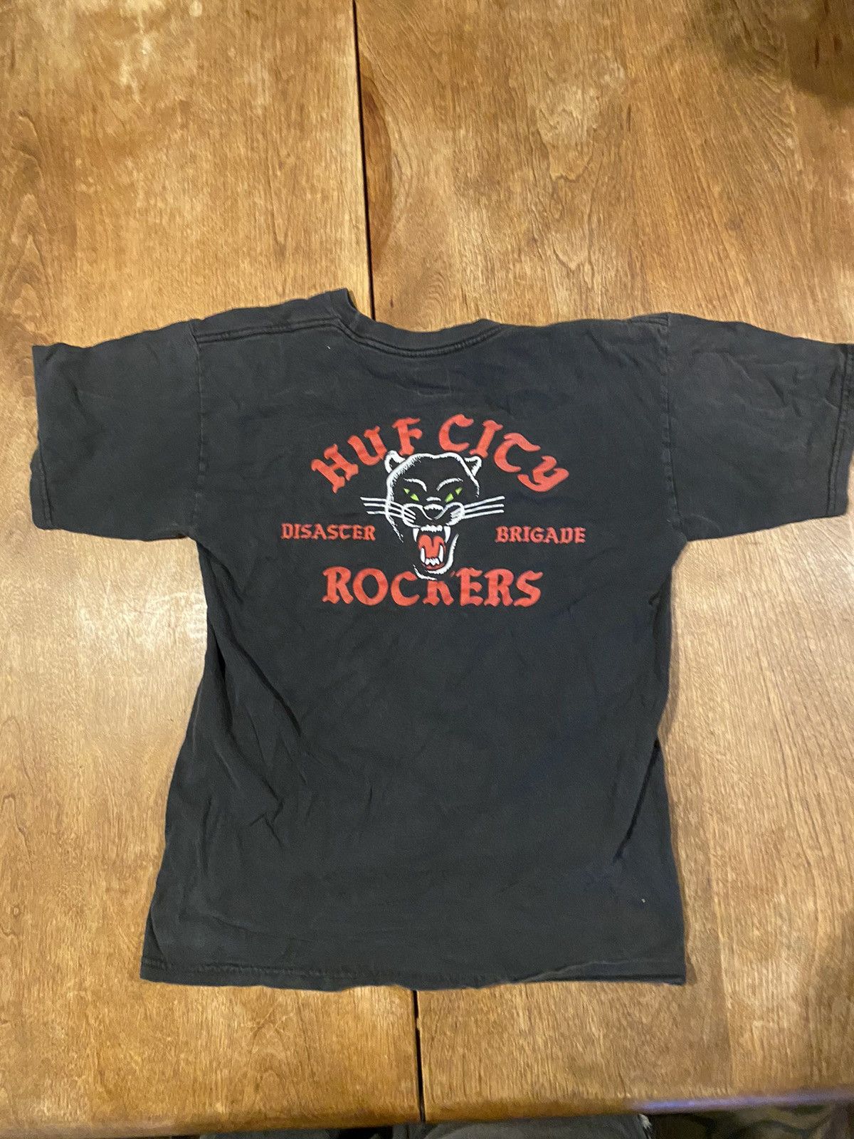 Huf × Vintage Y2K HUF disaster brigade T Size US S / EU 44-46 / 1 - 1 Thumbnail
