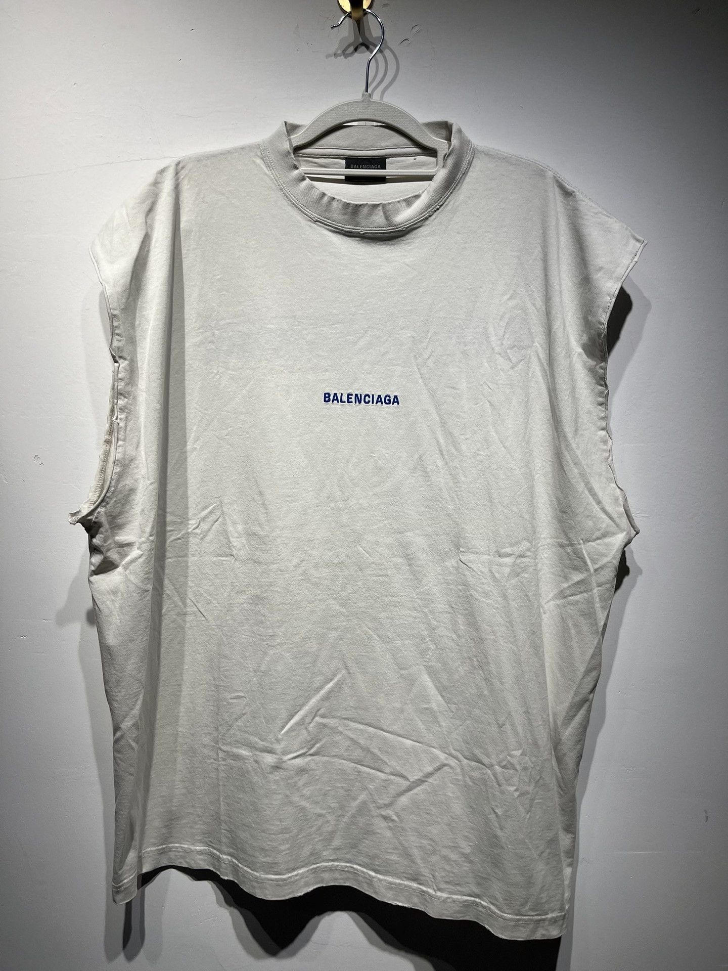 Balenciaga Balenciaga Embroidered T-Shirt 2 Women Size XS / US 0-2 / IT 36-38 - 1 Thumbnail