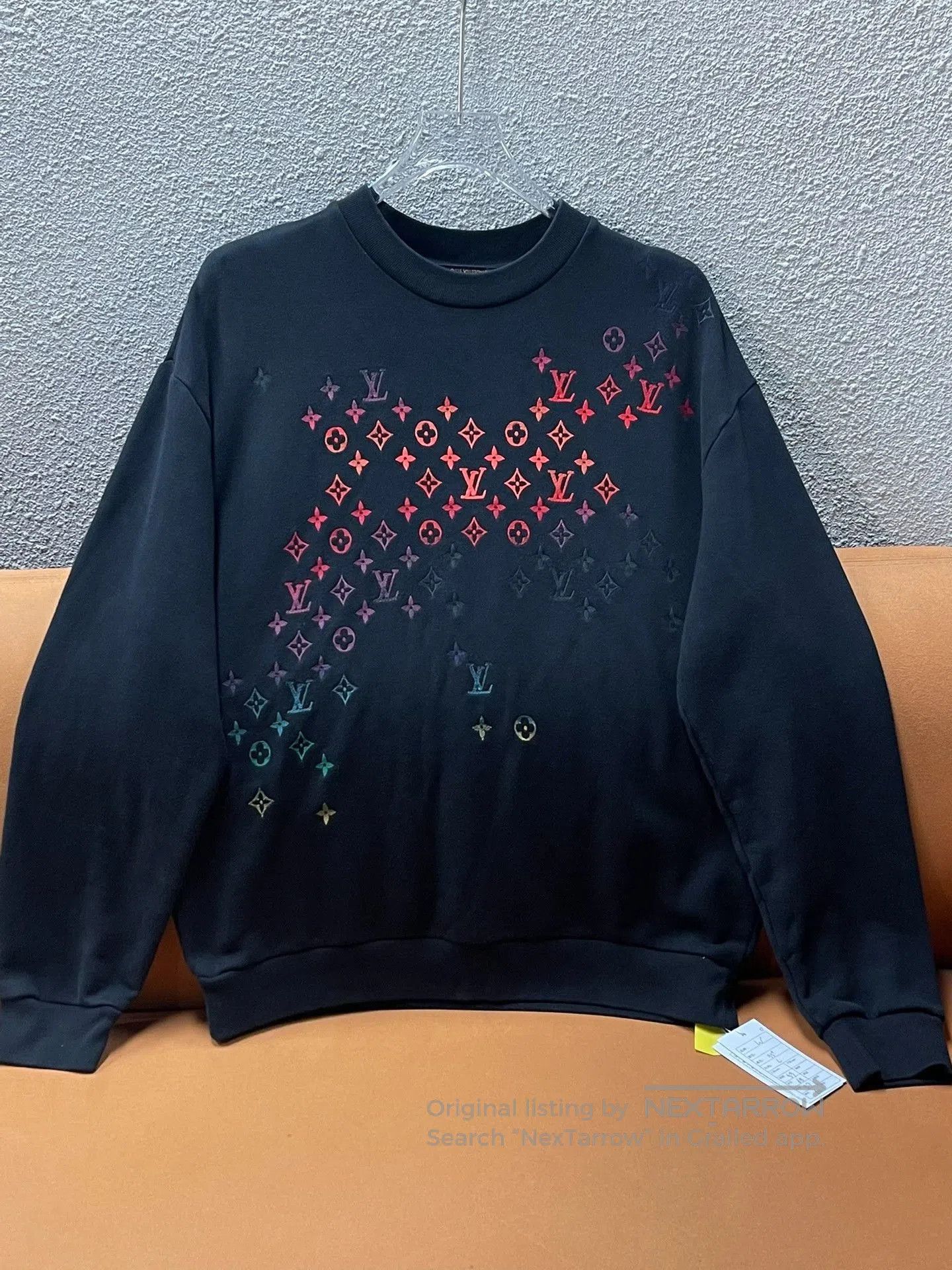 Louis Vuitton Louis Vuitton FW23 Logo Crewneck Sweatshirt. Size US L / EU 52-54 / 3 - 1 Thumbnail