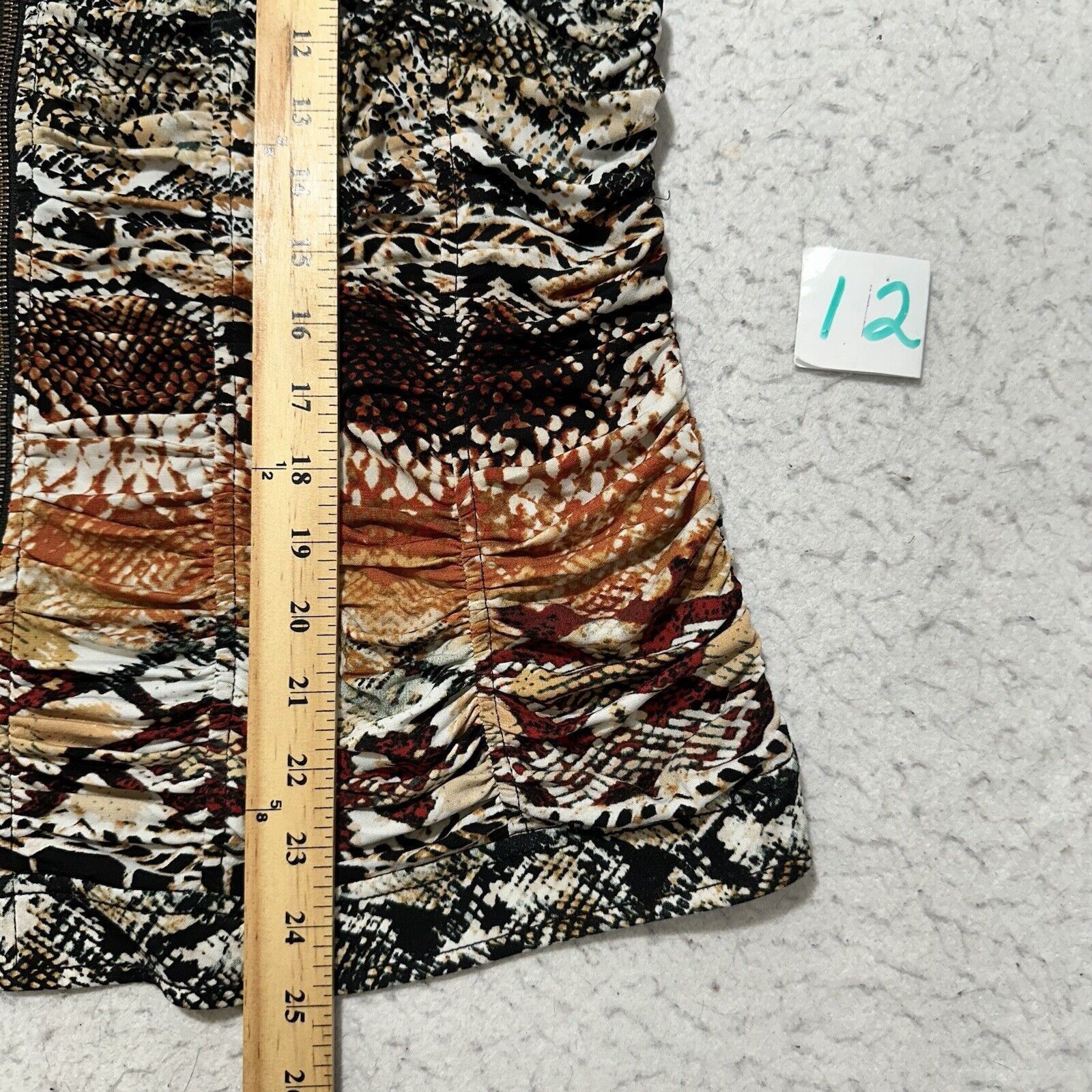 Chicos Chico's 2 Large Animal Snakeskin Ruched Sweatshirt Jacket Size L / US 10 / IT 46 - 8 Thumbnail