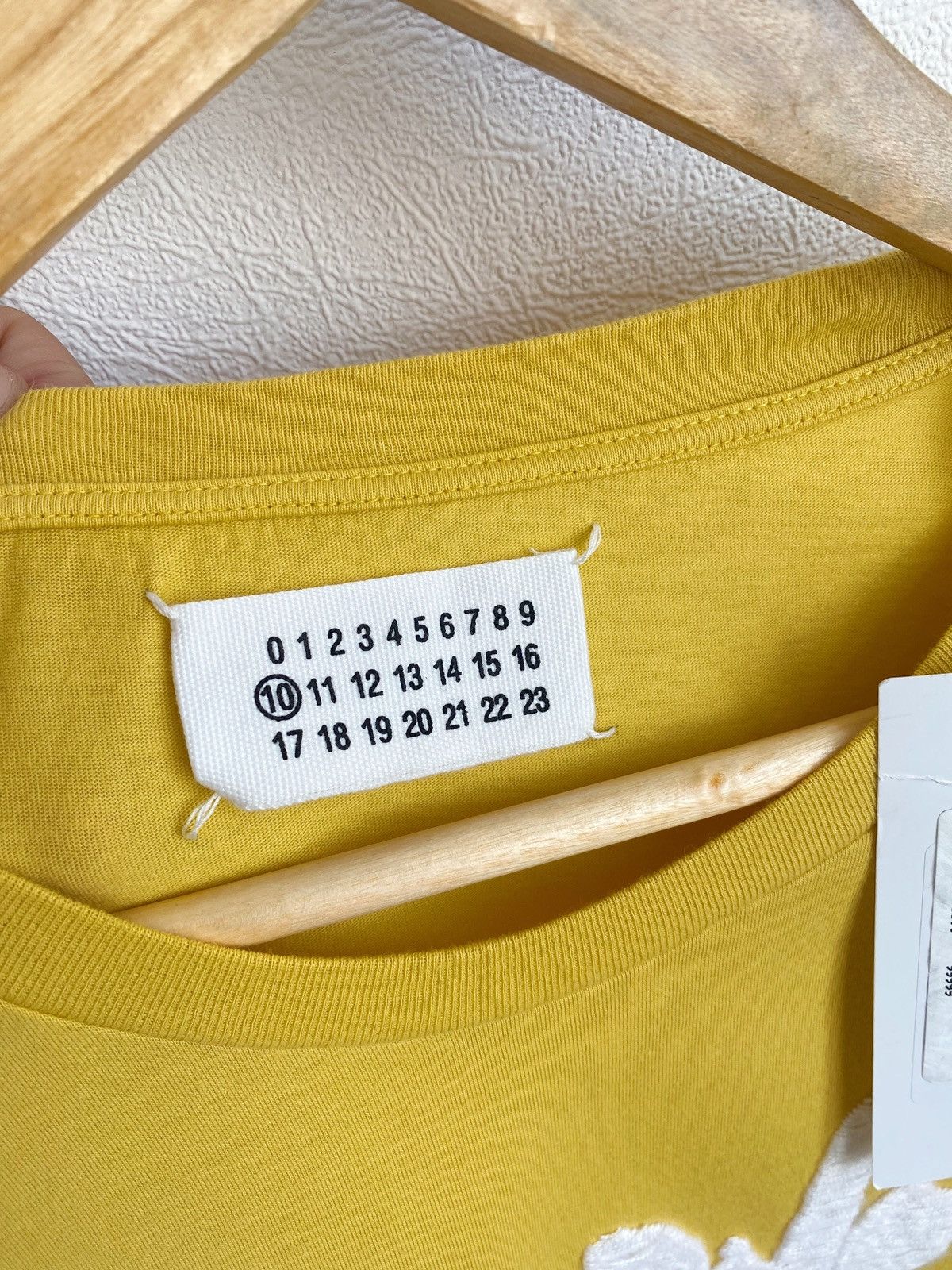 Maison Margiela MAISON MARTIN MARGIELA S/S 2007 Flower T-Shirt NWT Size US S / EU 44-46 / 1 - 6 Thumbnail