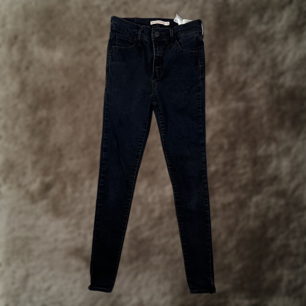 Levi's Levi's 720 High Rise Super Skinny Jeans Womens 26x30 Black Dark Stretch Denim Jeans Size 26" / US 2 / IT 38 - 1 Thumbnail