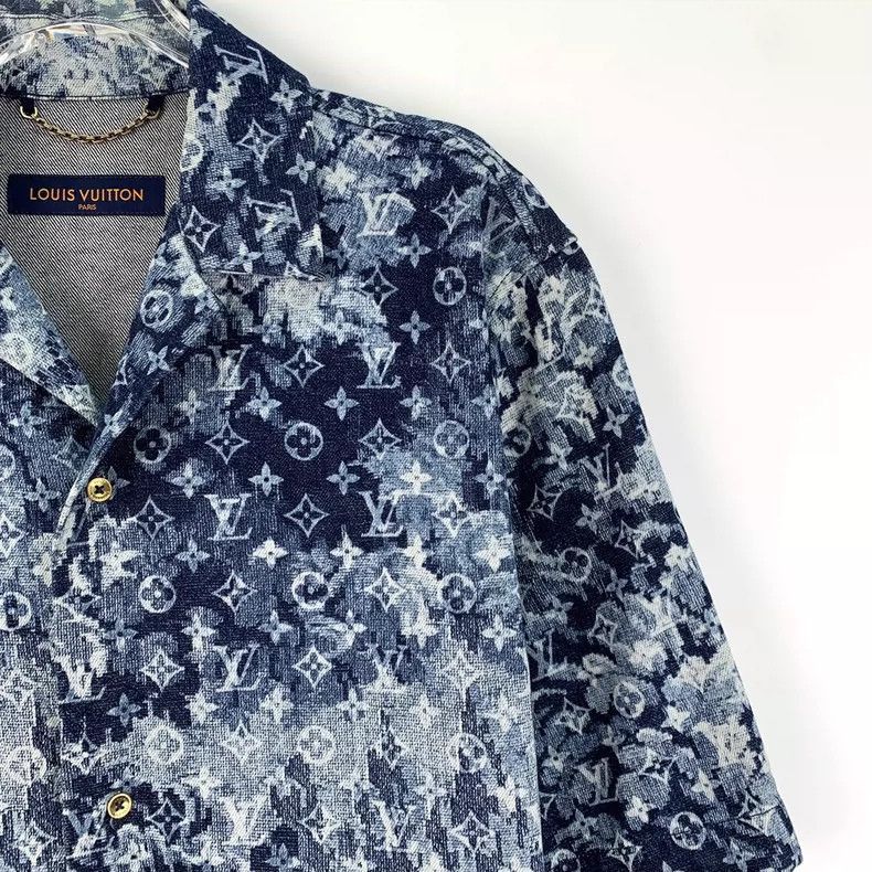Louis Vuitton Louis Vuitton Blue TieDye Logo Short Sleeve Shirt-2506 Size US M / EU 48-50 / 2 - 3 Thumbnail