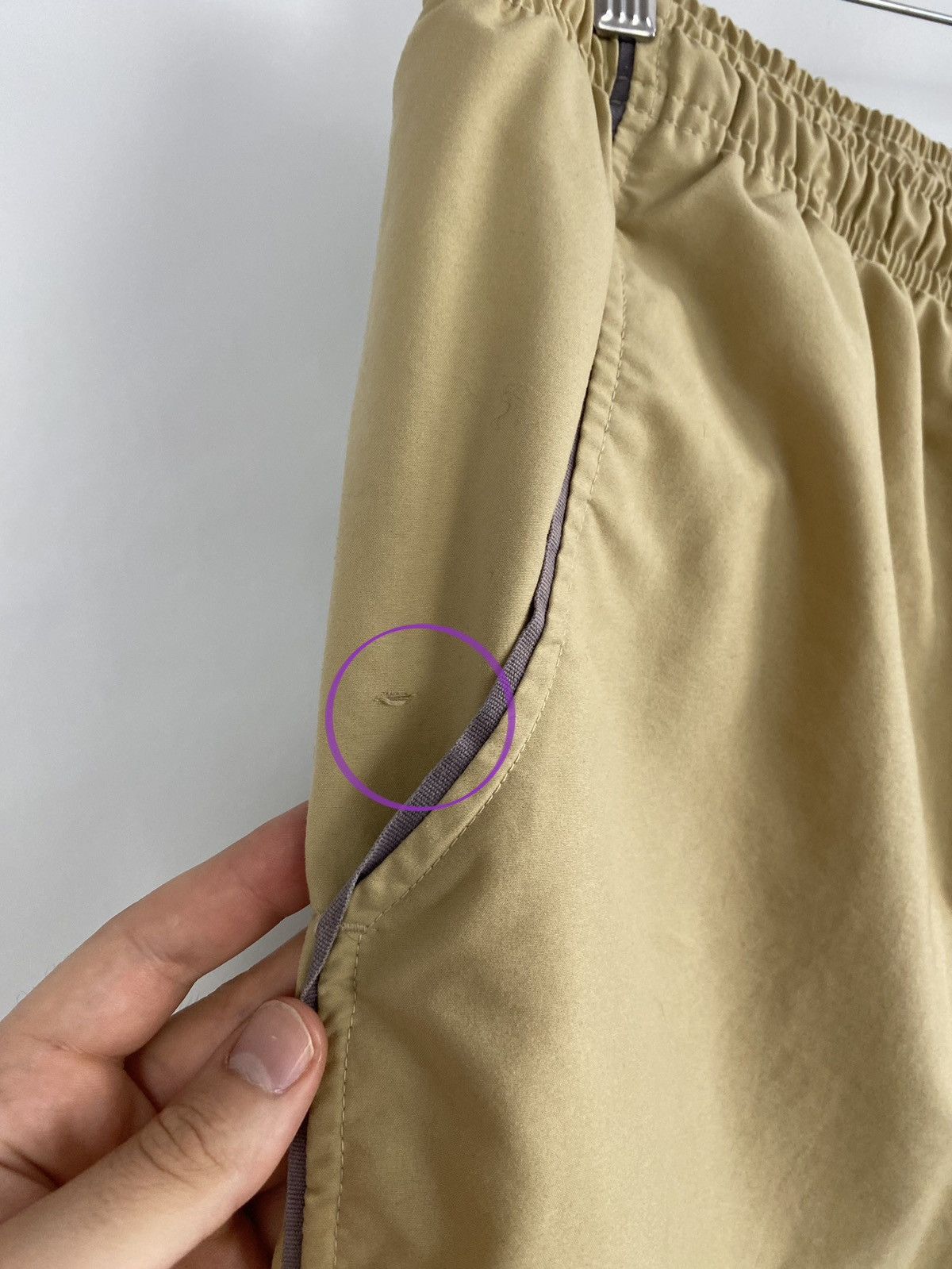 Nike 🇺🇸 Vintage 90s Nike Nylon shorts swoosh logo street wear dril Size US 34 / EU 50 - 7 Thumbnail