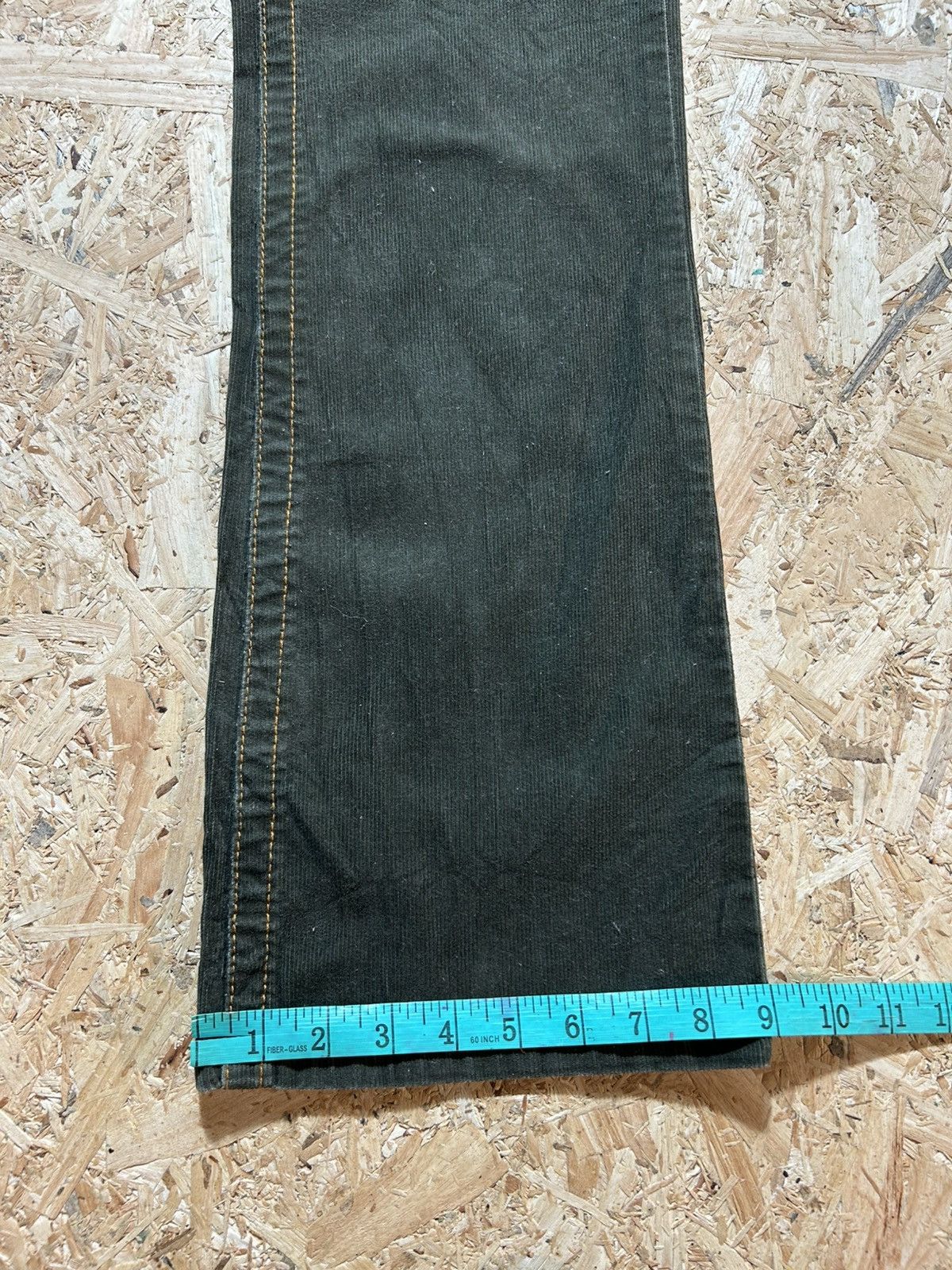 Tommy Hilfiger Tommy Hilfiger Corduroy Flare Jeans Size 31" - 16 Thumbnail
