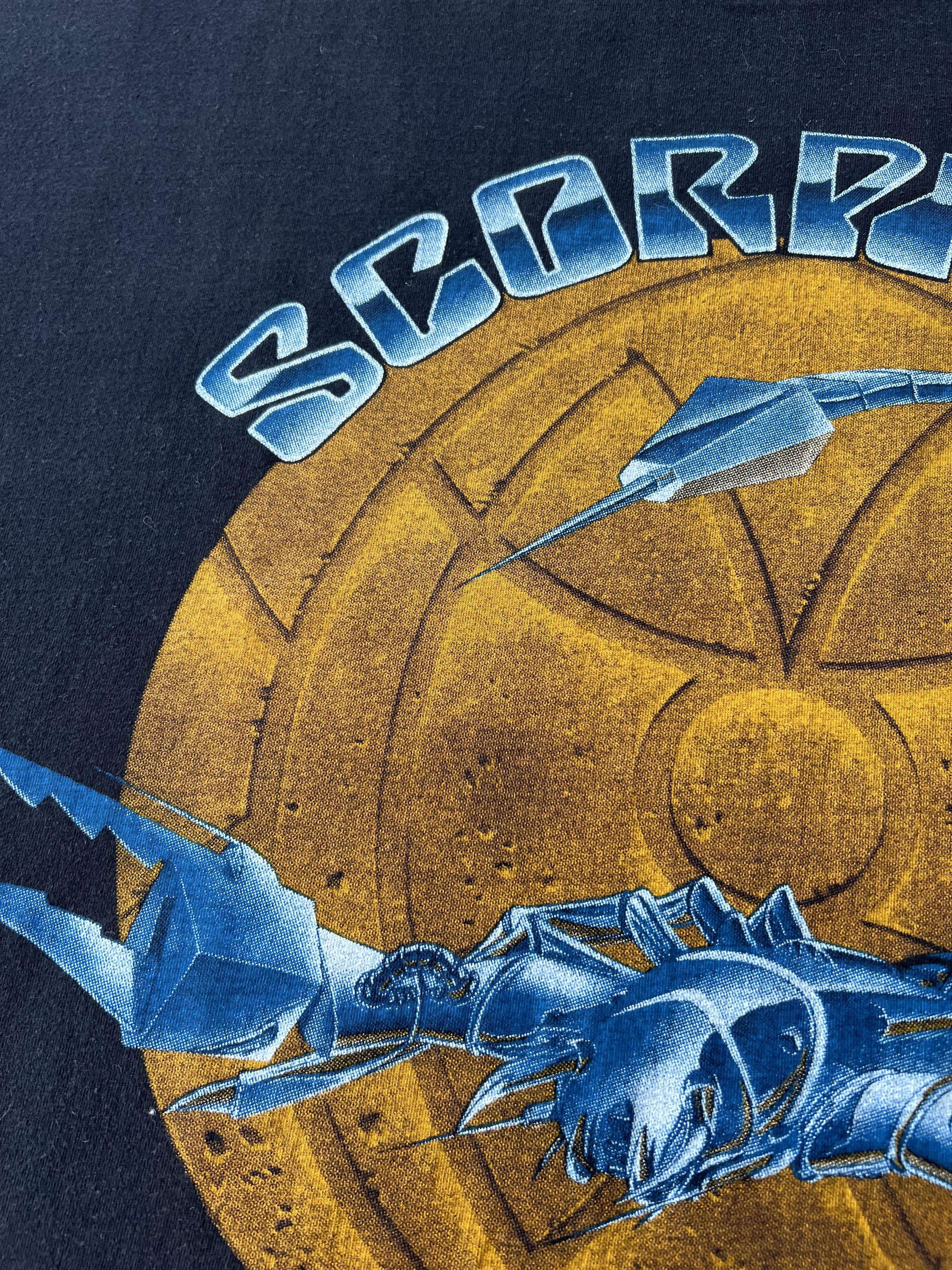 Band Tees Vintage 90s Scorpions Rock Band Black T-shirt Size US L / EU 52-54 / 3 - 7 Thumbnail