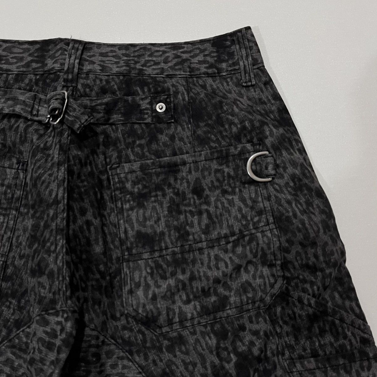 Japanese Brand semantic design cropped hareem pants leopard Size US 32 / EU 48 - 9 Thumbnail