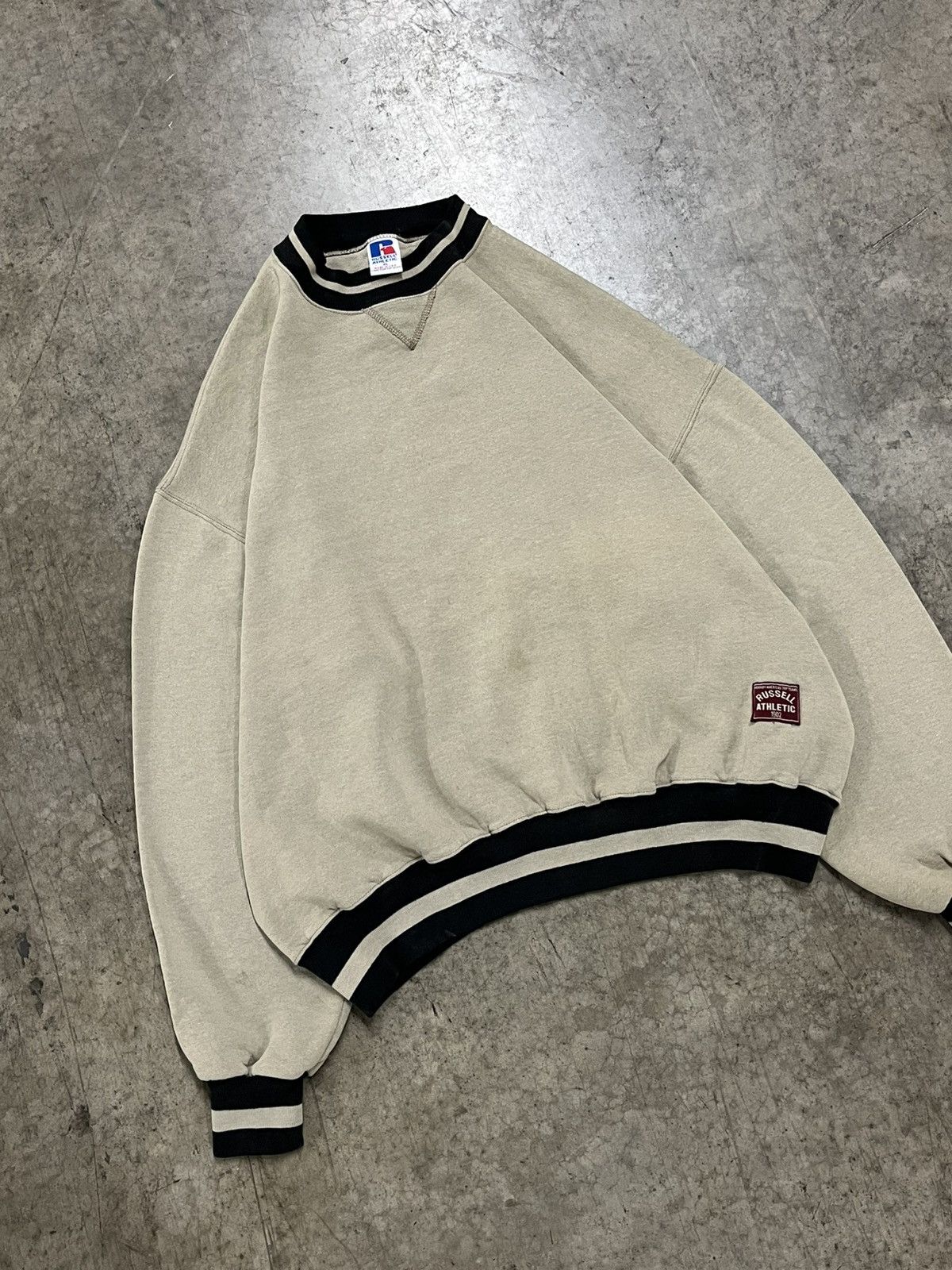 Russell Athletic × Vintage Russell athletic made in USA boxy fit earth tone crewneck Size US XL / EU 56 / 4 - 3 Thumbnail
