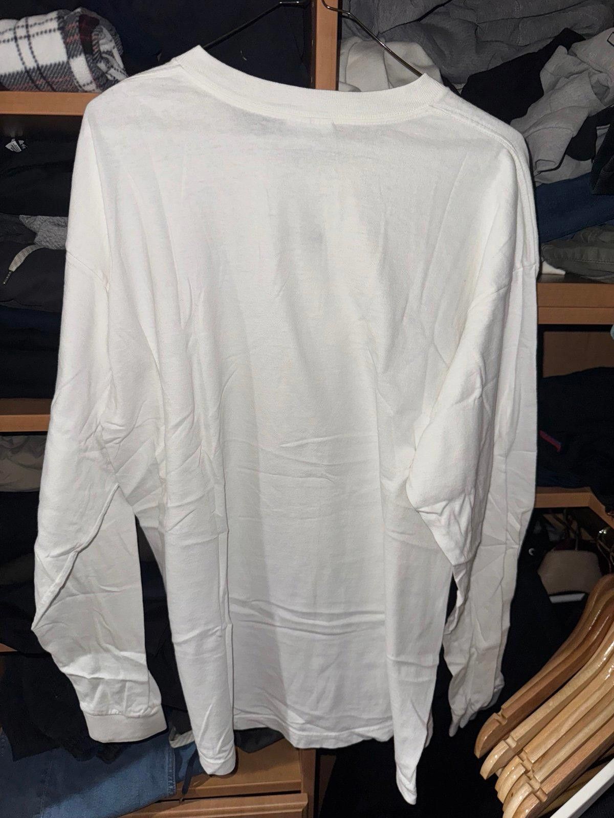 Nike Nike Vintage 90s Center Swoosh White Longsleeve Rare Sz L Size US L / EU 52-54 / 3 - 5 Thumbnail