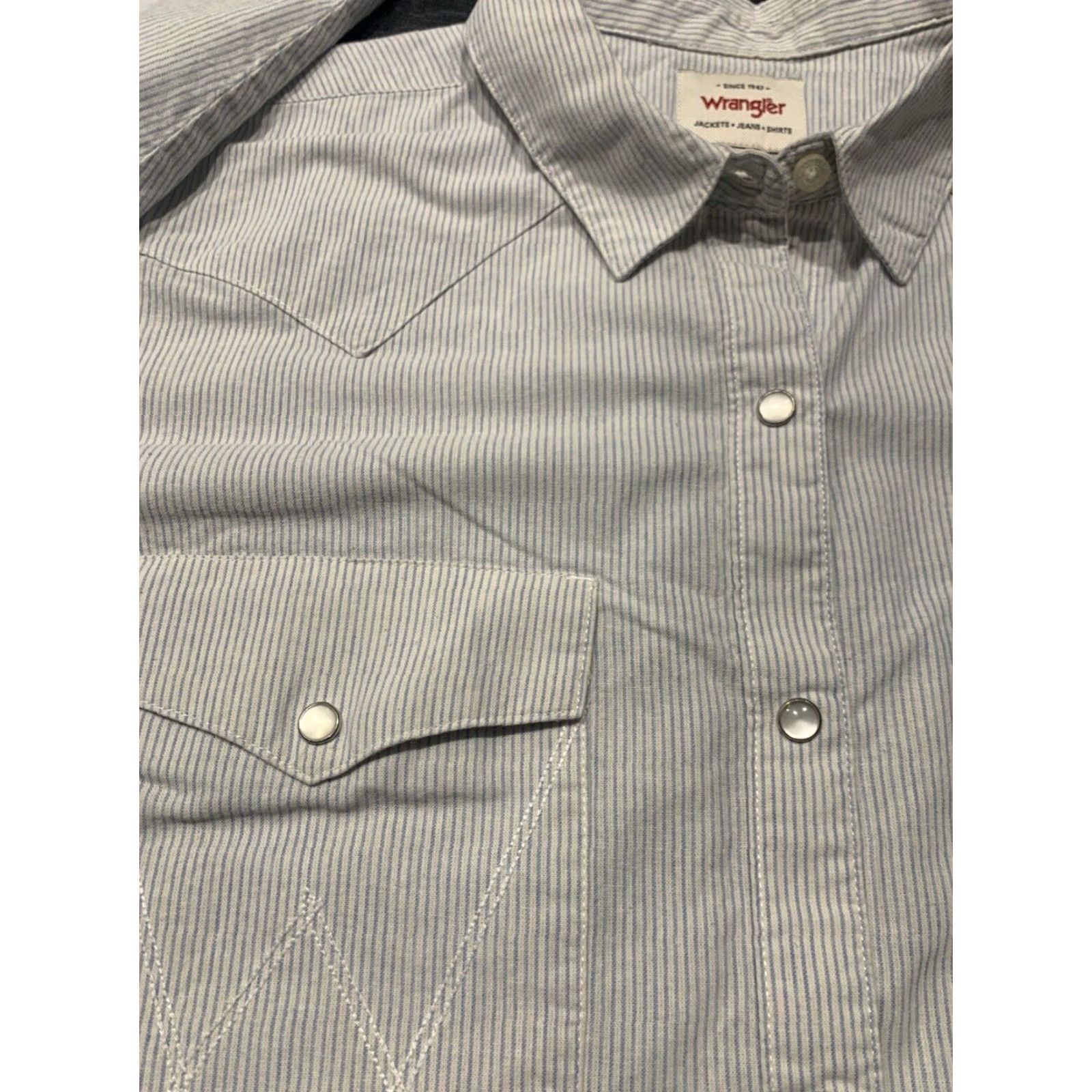 Wrangler Wrangler Womens Plus Size 2X Western Shirt Long Sleeve Pearl Snap Cotton Collared Cowgirl White Blue Stripe Size XXL / US 16-18 / IT 52-54 - 4 Thumbnail