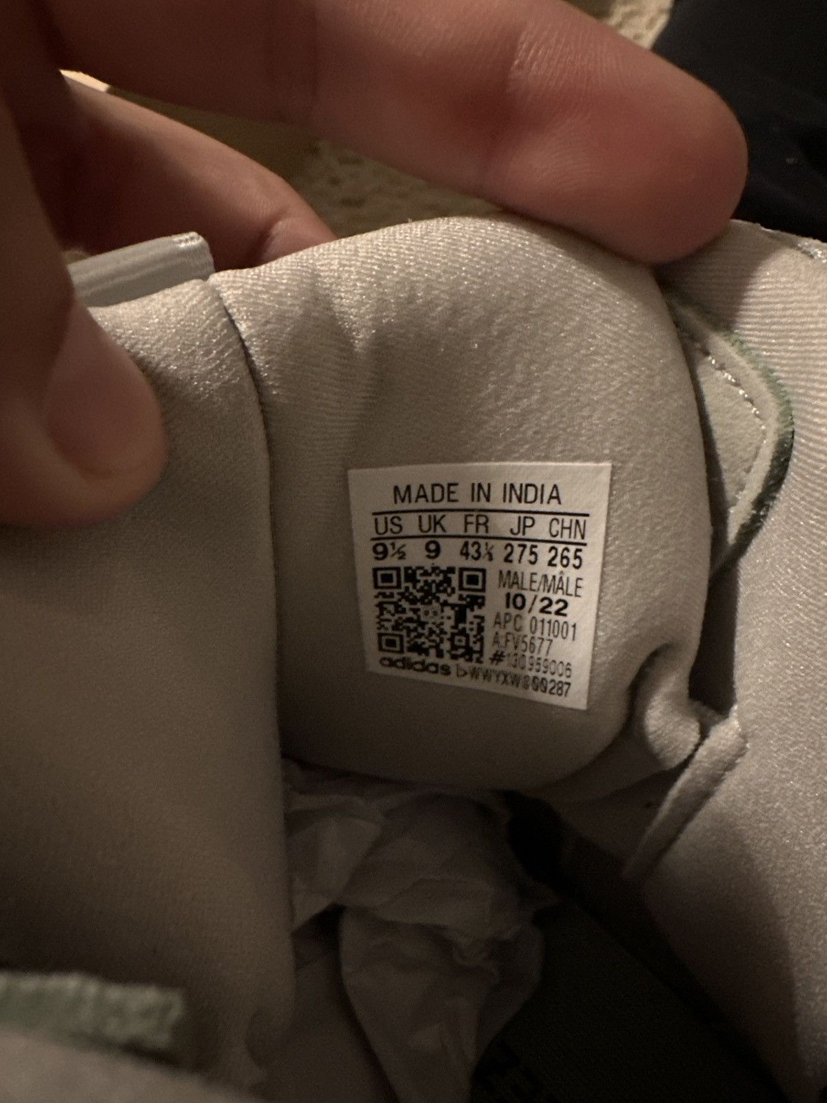 Adidas Yeezy dsrt boot “salt” Size US 9.5 / EU 42-43 - 10 Thumbnail