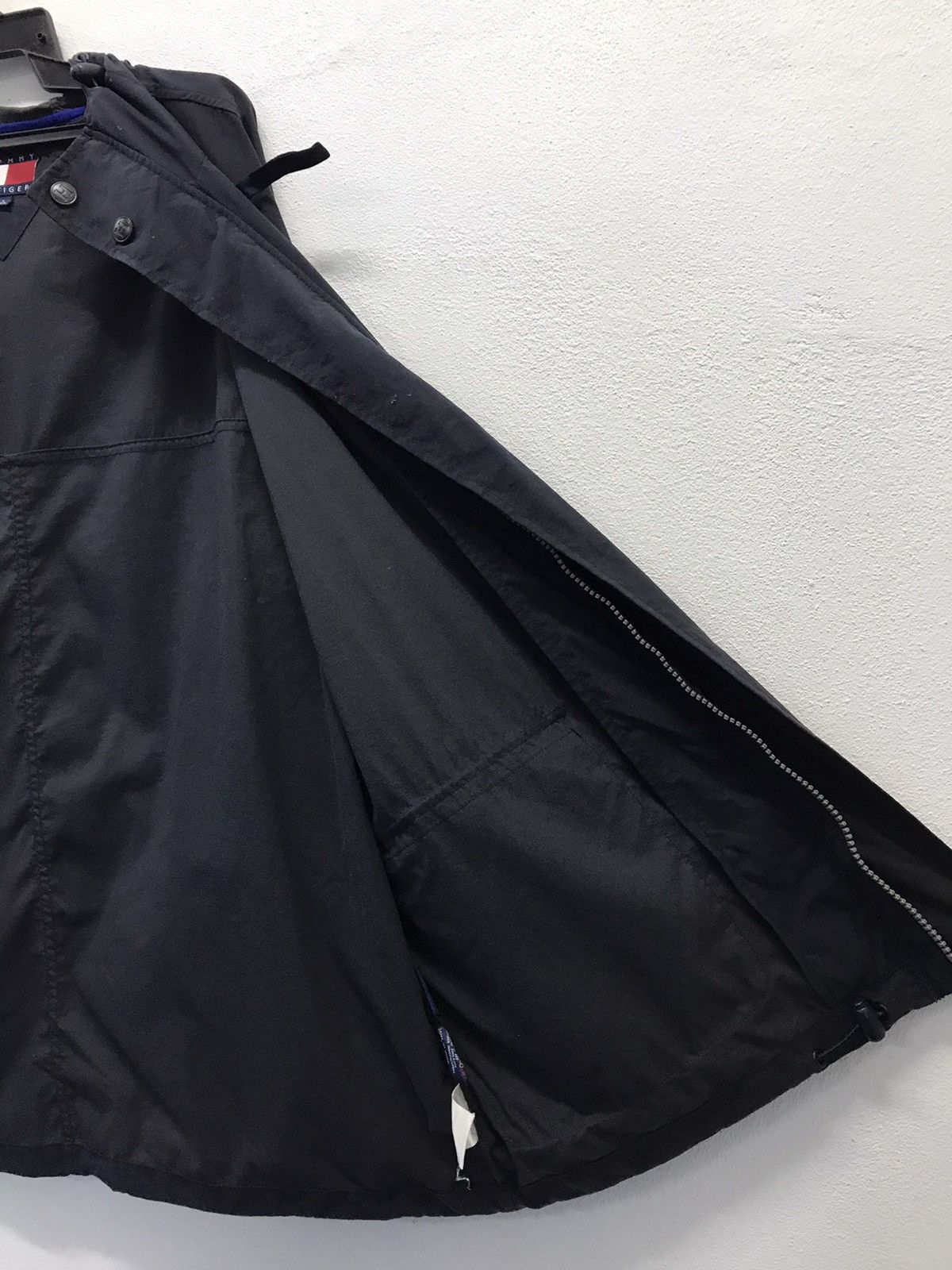 Tommy Hilfiger × Vintage Vintage Tommy Hilfiger Jacket Hoodie Size US L / EU 52-54 / 3 - 11 Thumbnail