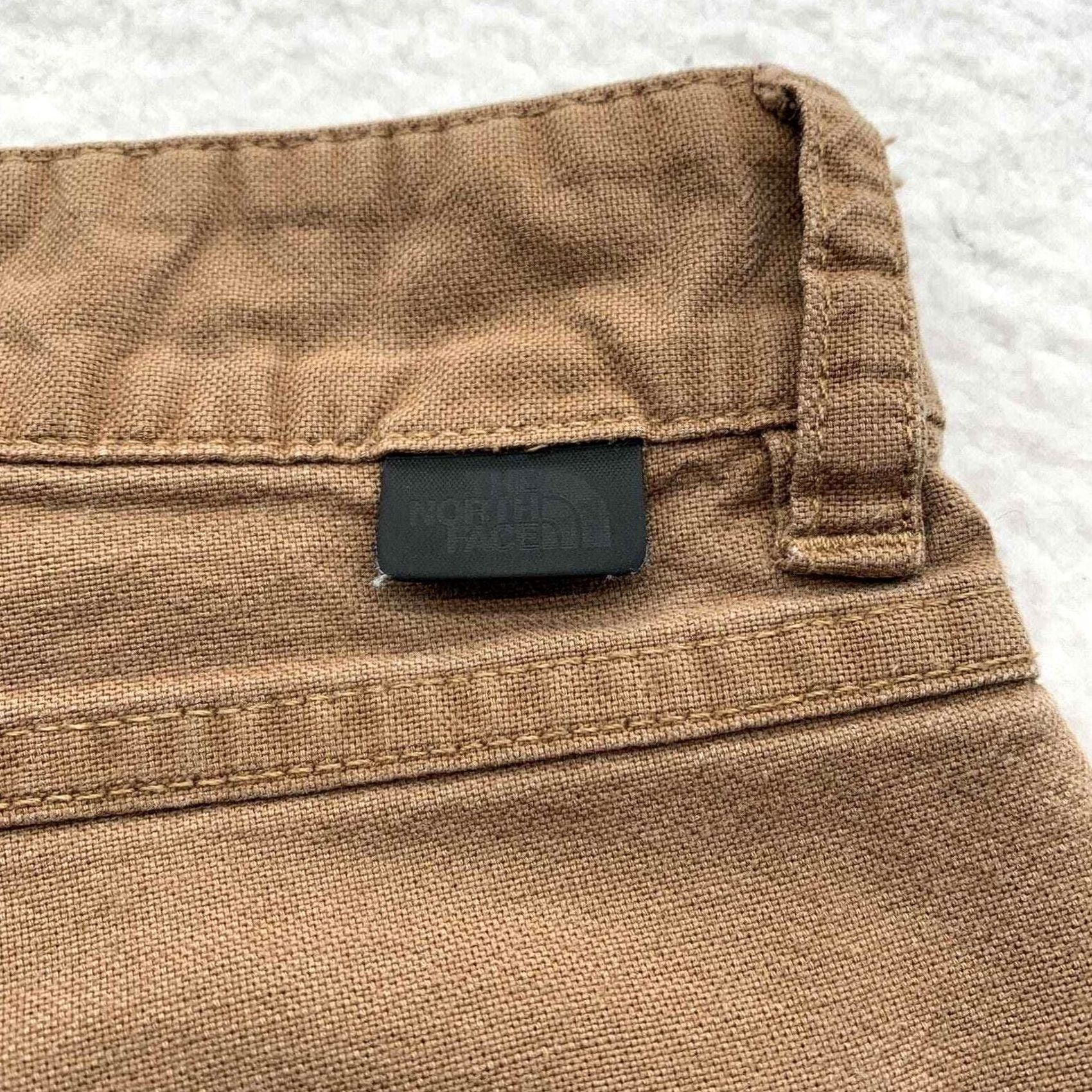 The North Face The North Face Chino Shorts Mens 30 8.5" Zip Pocket Hiking Camping Outdoors Brown Size US 30 / EU 46 - 7 Thumbnail