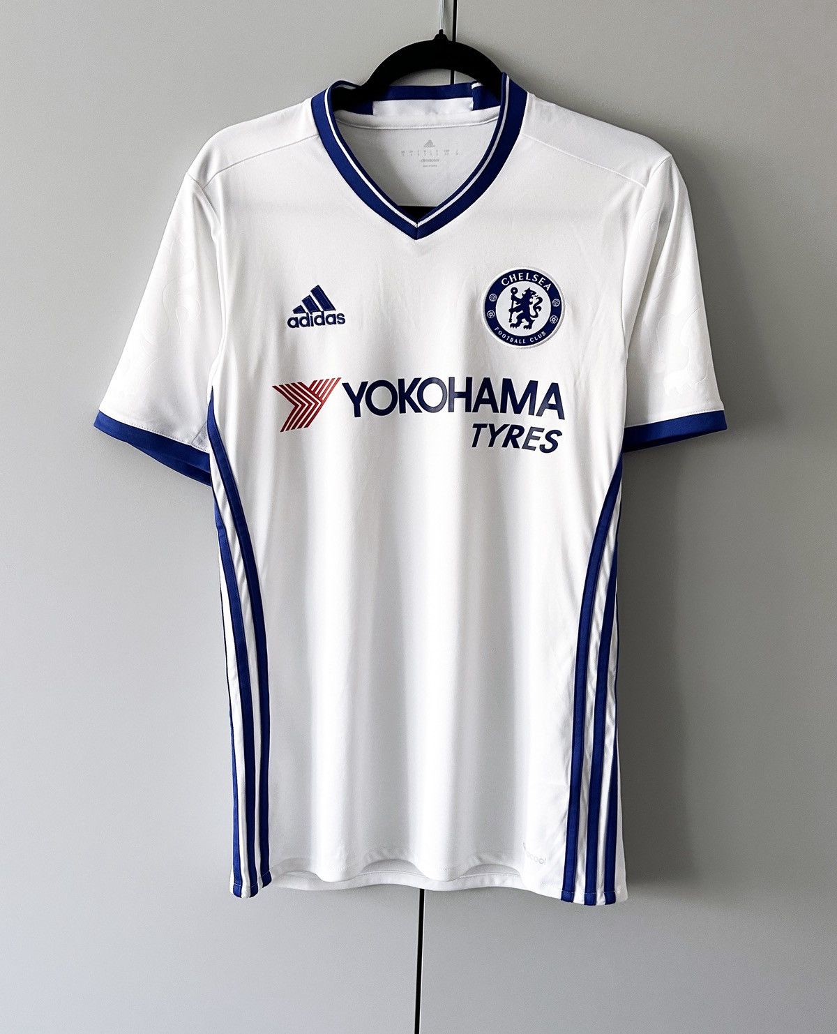 Adidas Chelsea jersey 2016 2017 adidas Size US S / EU 44-46 / 1 - 1 Thumbnail