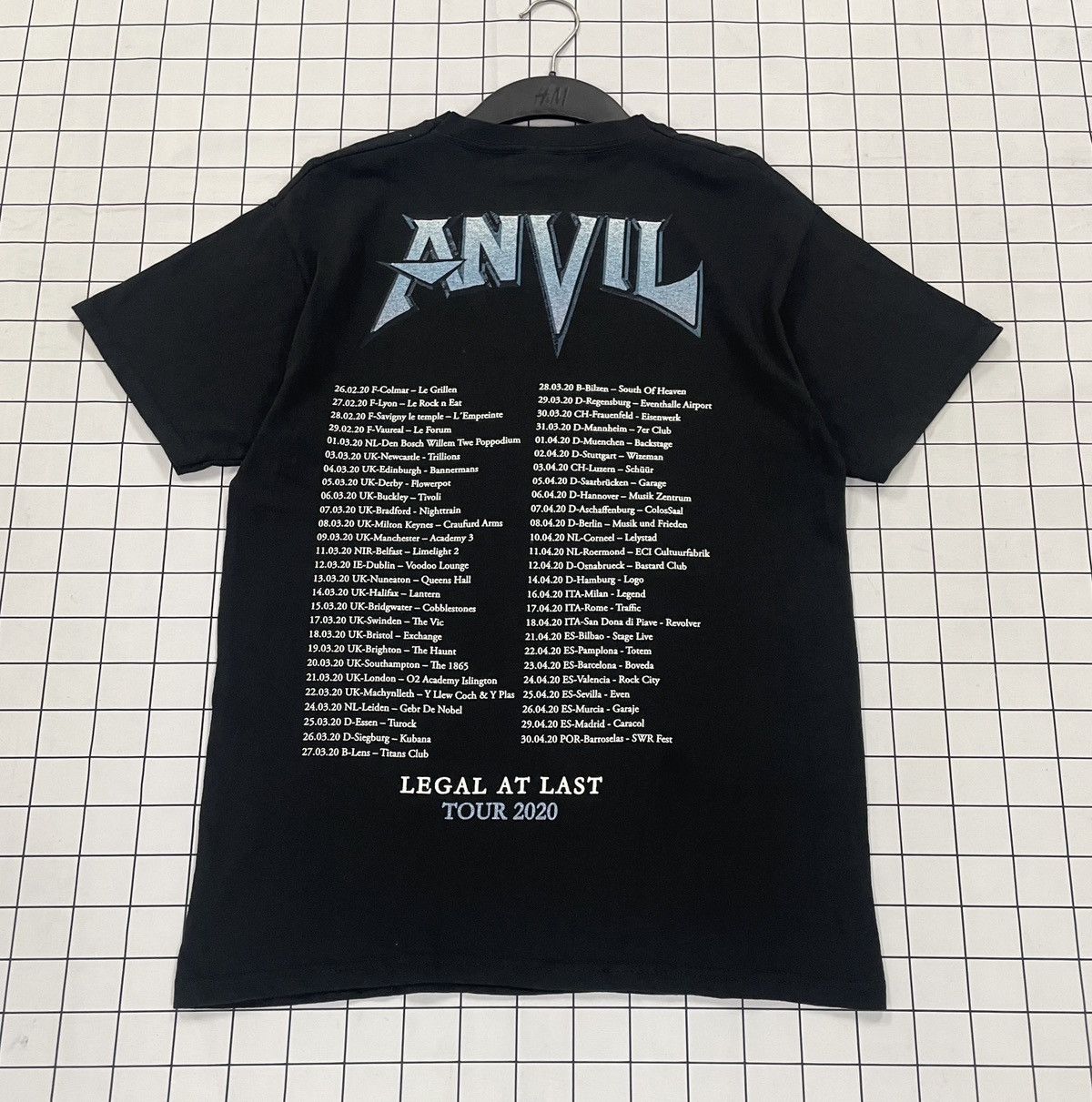 Band Tees Bandtee x 2020 tour x anvil x medium x backhit x morocco Size US M / EU 48-50 / 2 - 3 Thumbnail