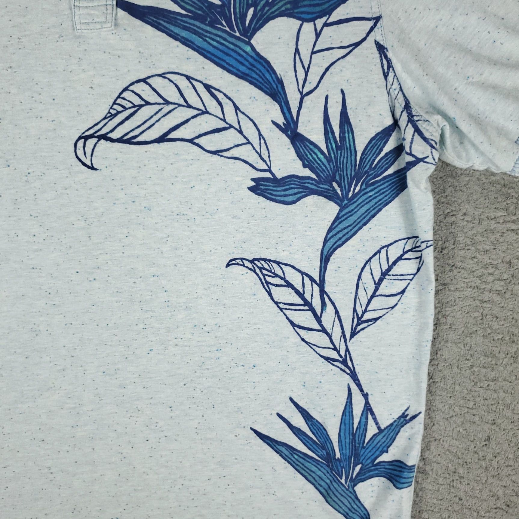Tommy Bahama Tommy Bahama Polo Shirt Mens Large Blue Floral Short Sleeve Casual Size US L / EU 52-54 / 3 - 3 Thumbnail
