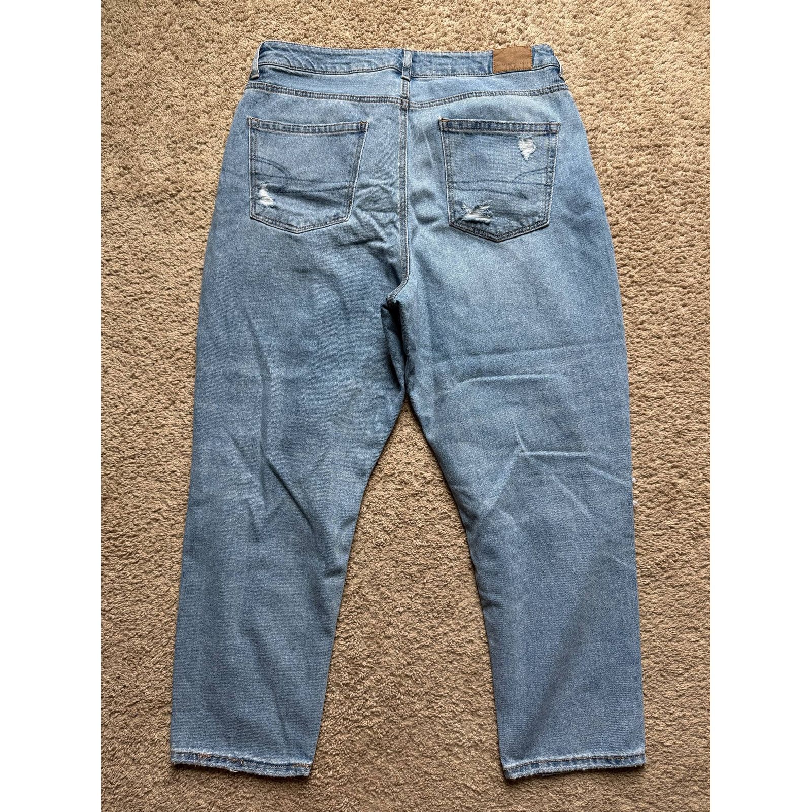 American Eagle Outfitters American Eagle High Rise Ripped Mom Jeans Denim 14 Short Size 36" / US 14 / IT 50 - 3 Thumbnail