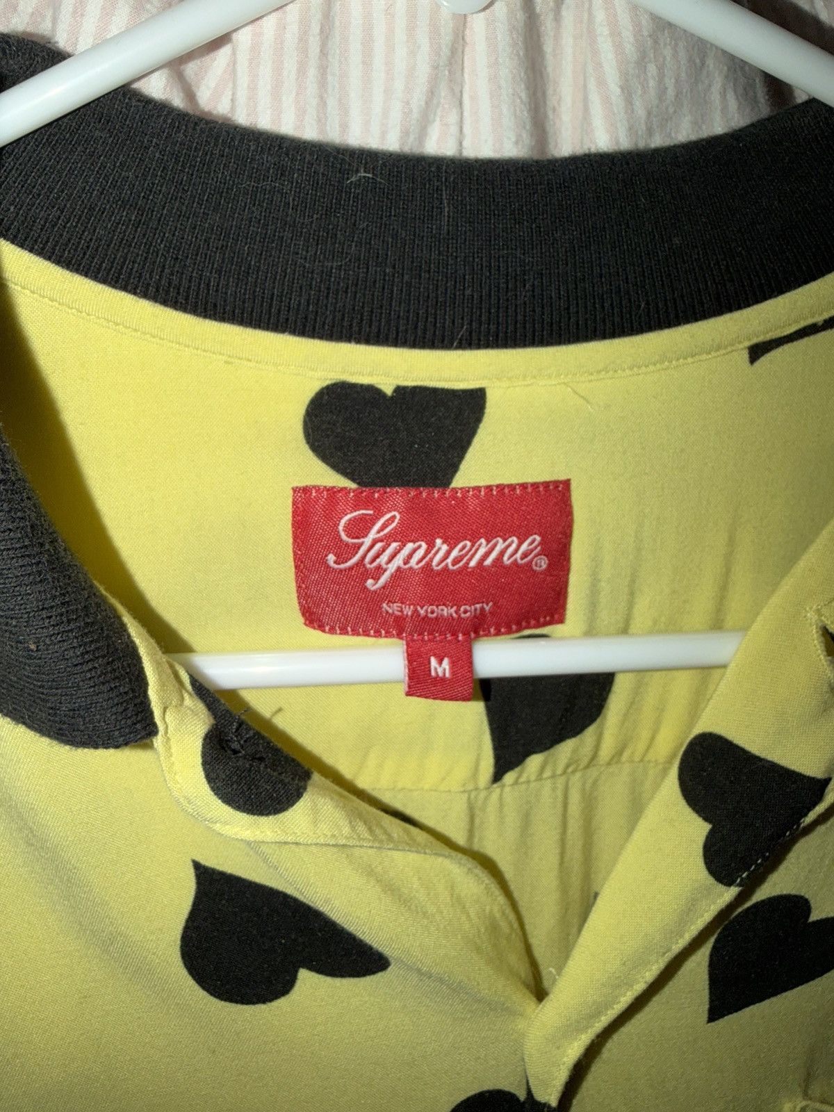 Supreme SS17 Hearts Rayon Size US M / EU 48-50 / 2 - 2 Thumbnail