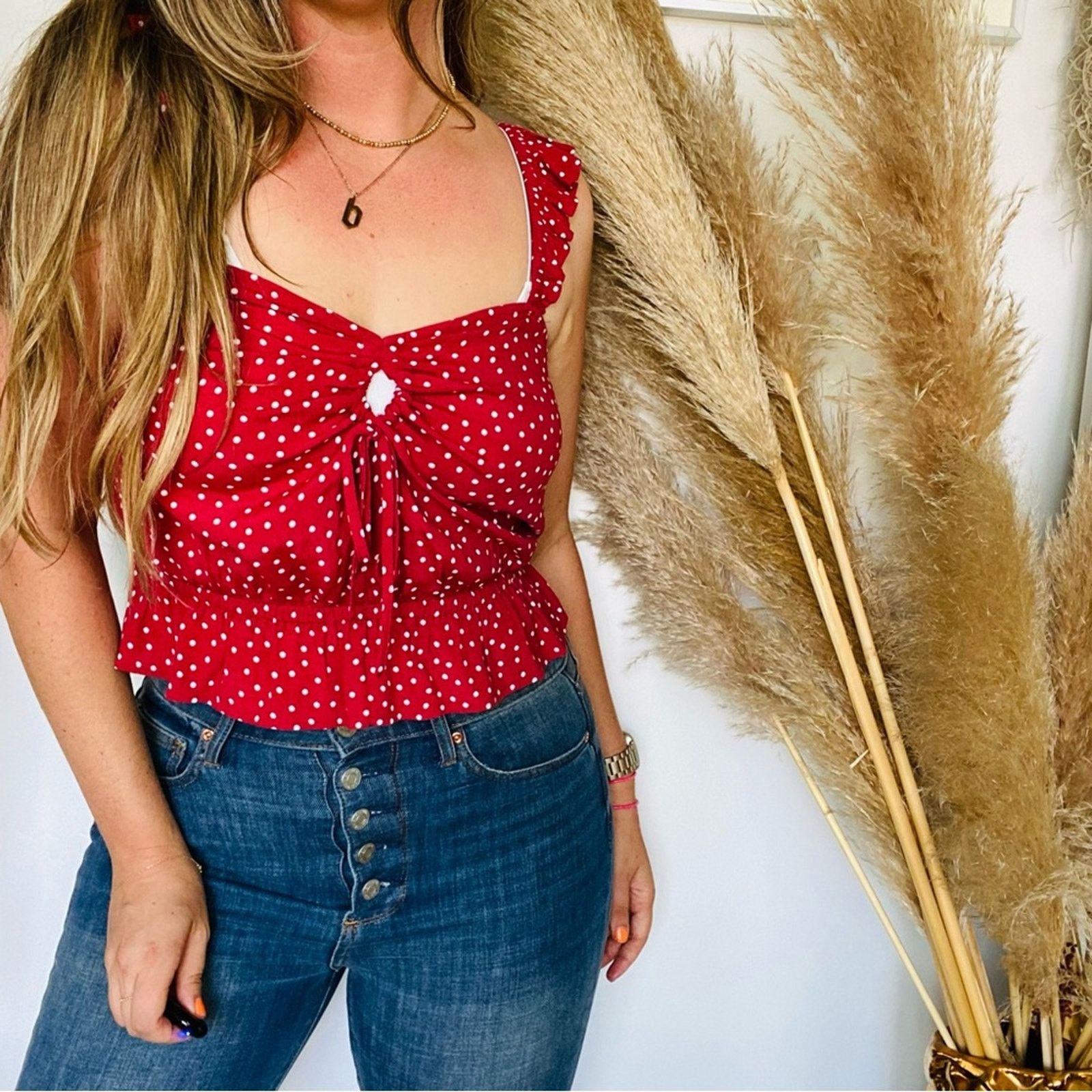 Express NEW EXPRESS Red White Polka Dot Ruffle Tank Top Crop Shirt Size XS / US 0-2 / IT 36-38 - 11 Thumbnail
