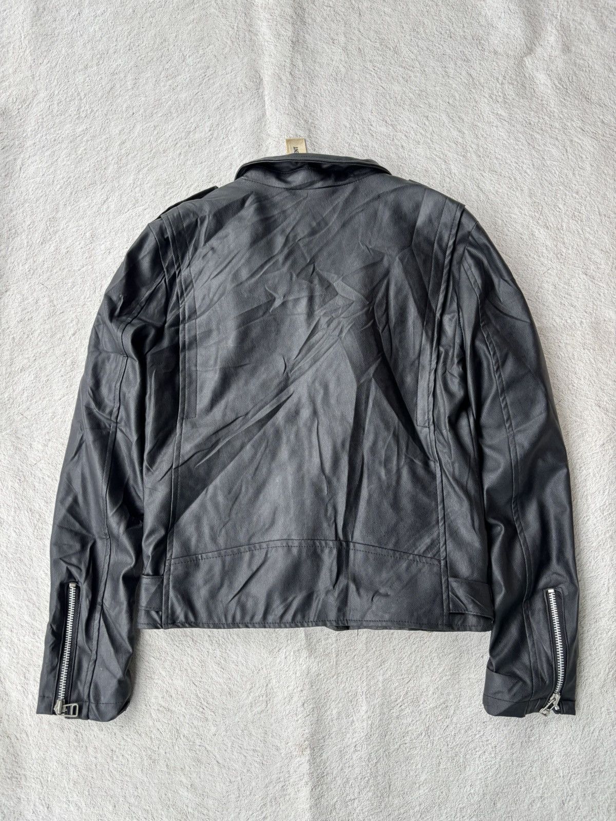 Attachment Attachment leather sintetis Assyemetrical Jacket Size US L / EU 52-54 / 3 - 5 Thumbnail