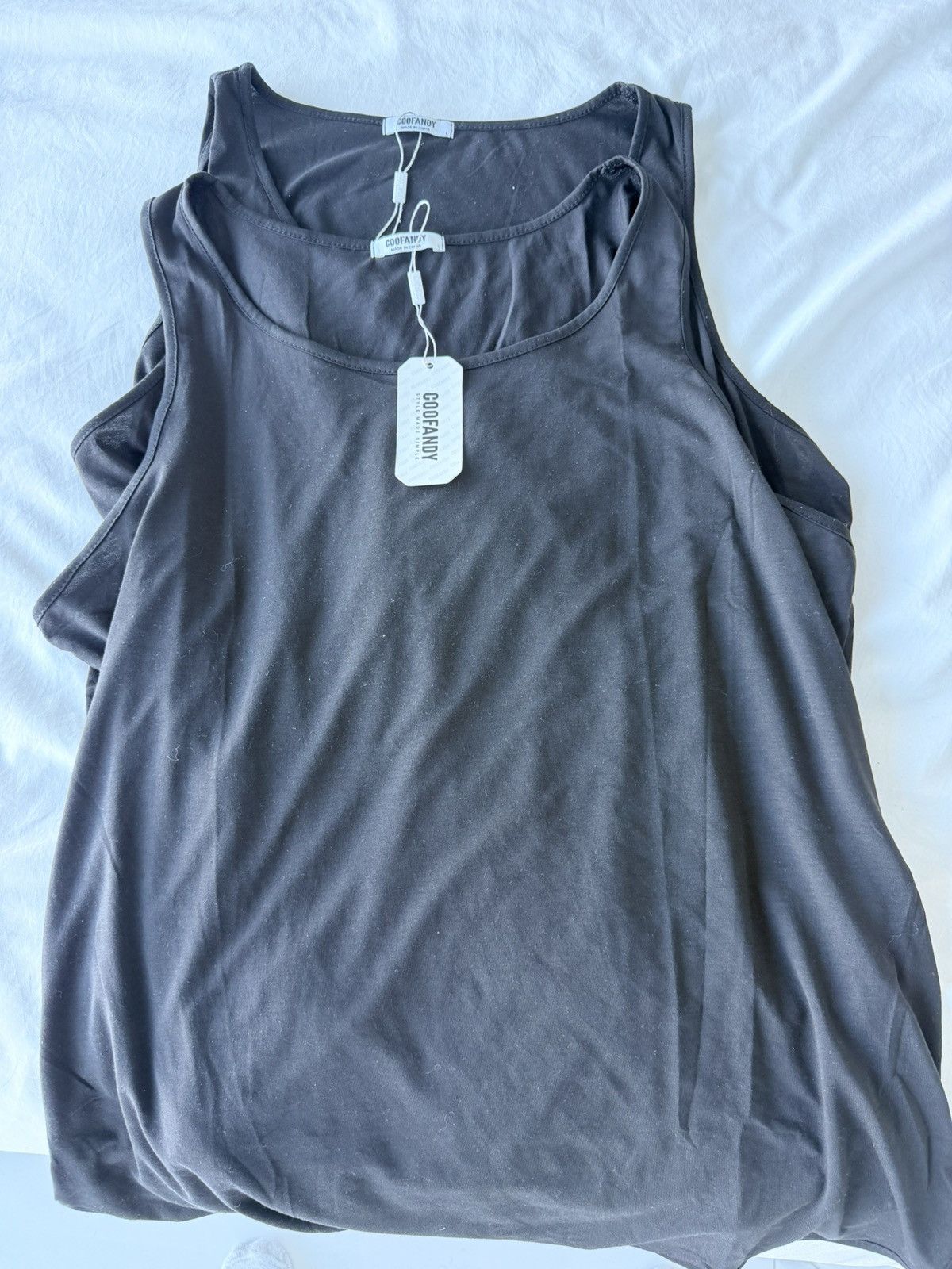 Japanese Brand Two black tank tops Size US L / EU 52-54 / 3 - 3 Thumbnail
