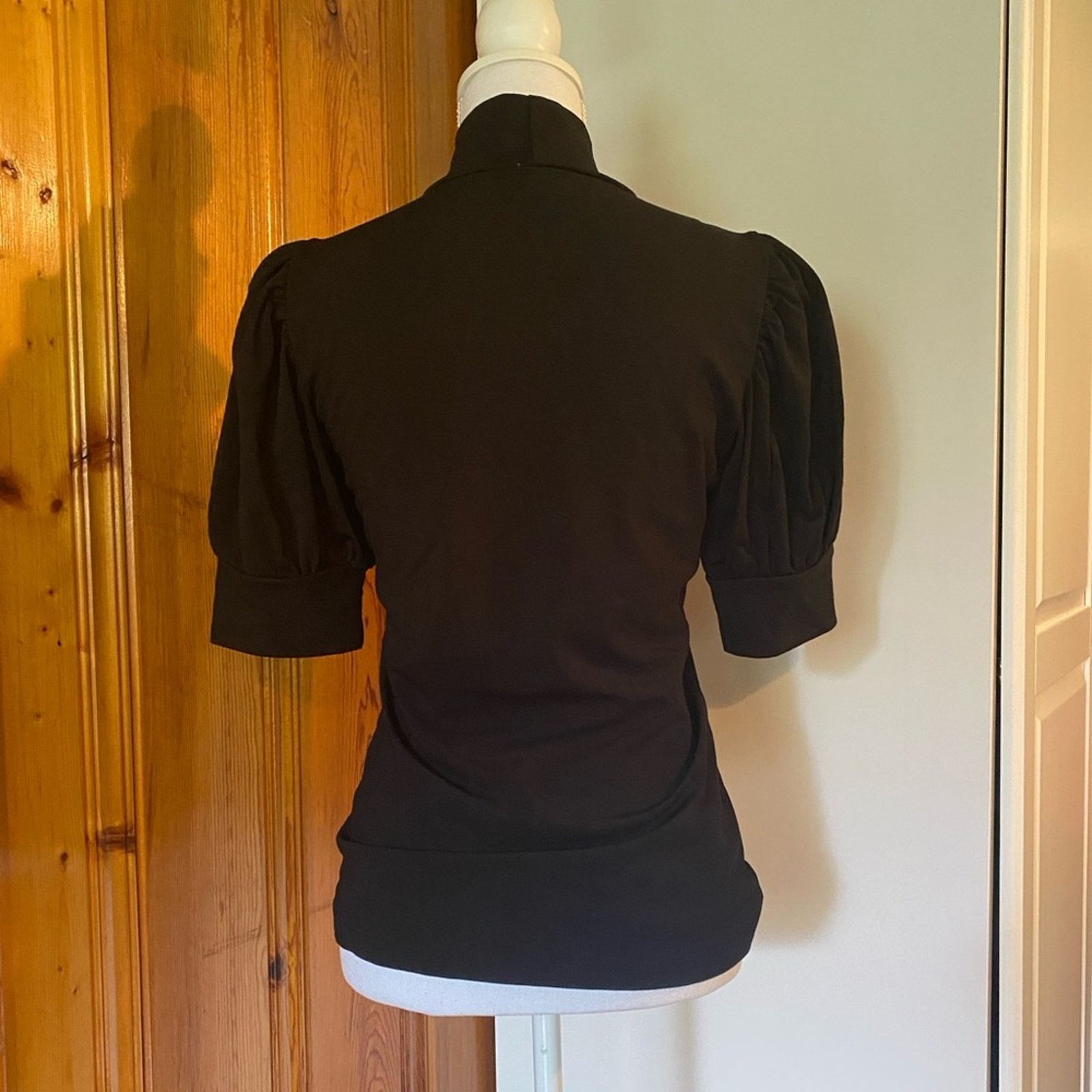 Ann Taylor Ann Taylor Black Puff Sleeve Turtleneck Blouse Size S / US 4 / IT 40 - 2 Thumbnail
