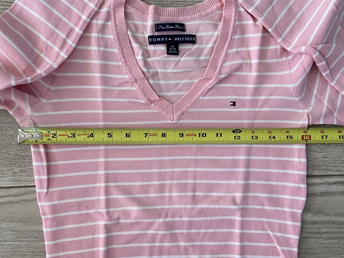 Tommy Hilfiger Tommy Hilfinger women’s sweater. Size: XS. Size XS / US 0-2 / IT 36-38 - 5 Thumbnail